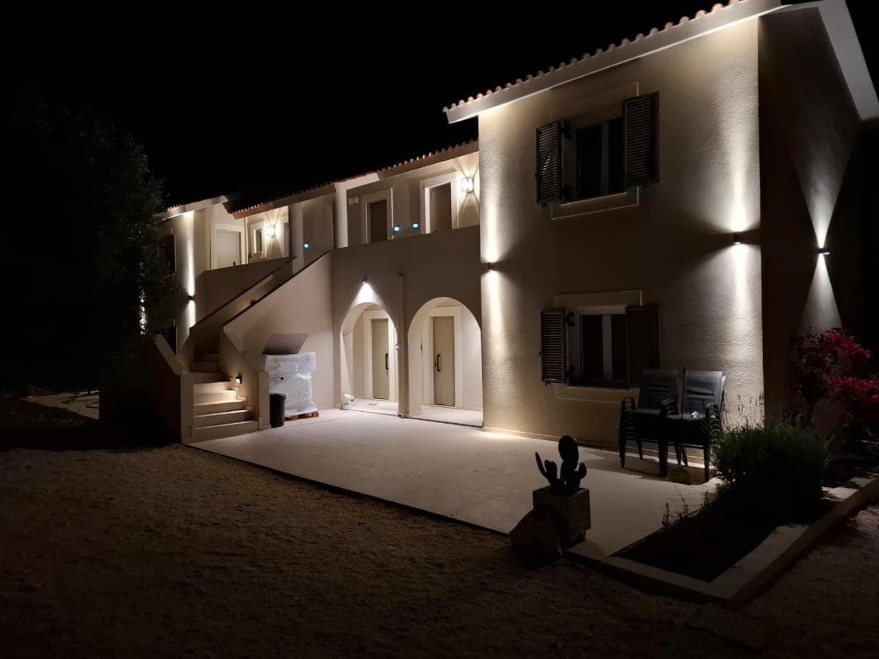 Rodi Studios, Karavadhos