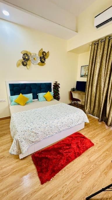Richa's Home at Gaur Mall, Ghaziabad, photo 4
