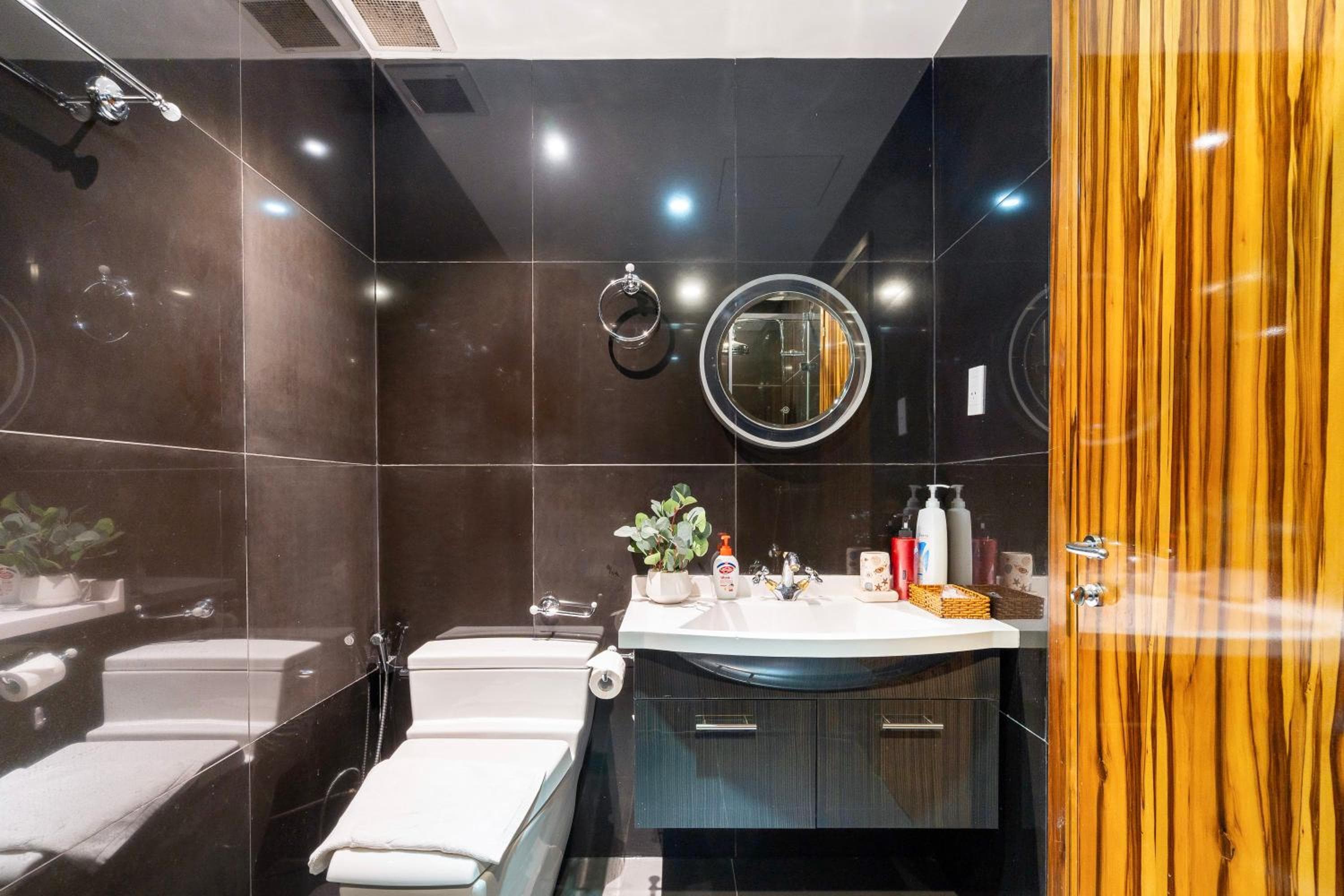 Leman Luxury Apartments 2BR 3BR For Rent In Central, Ho Chi Minh City, photo 3