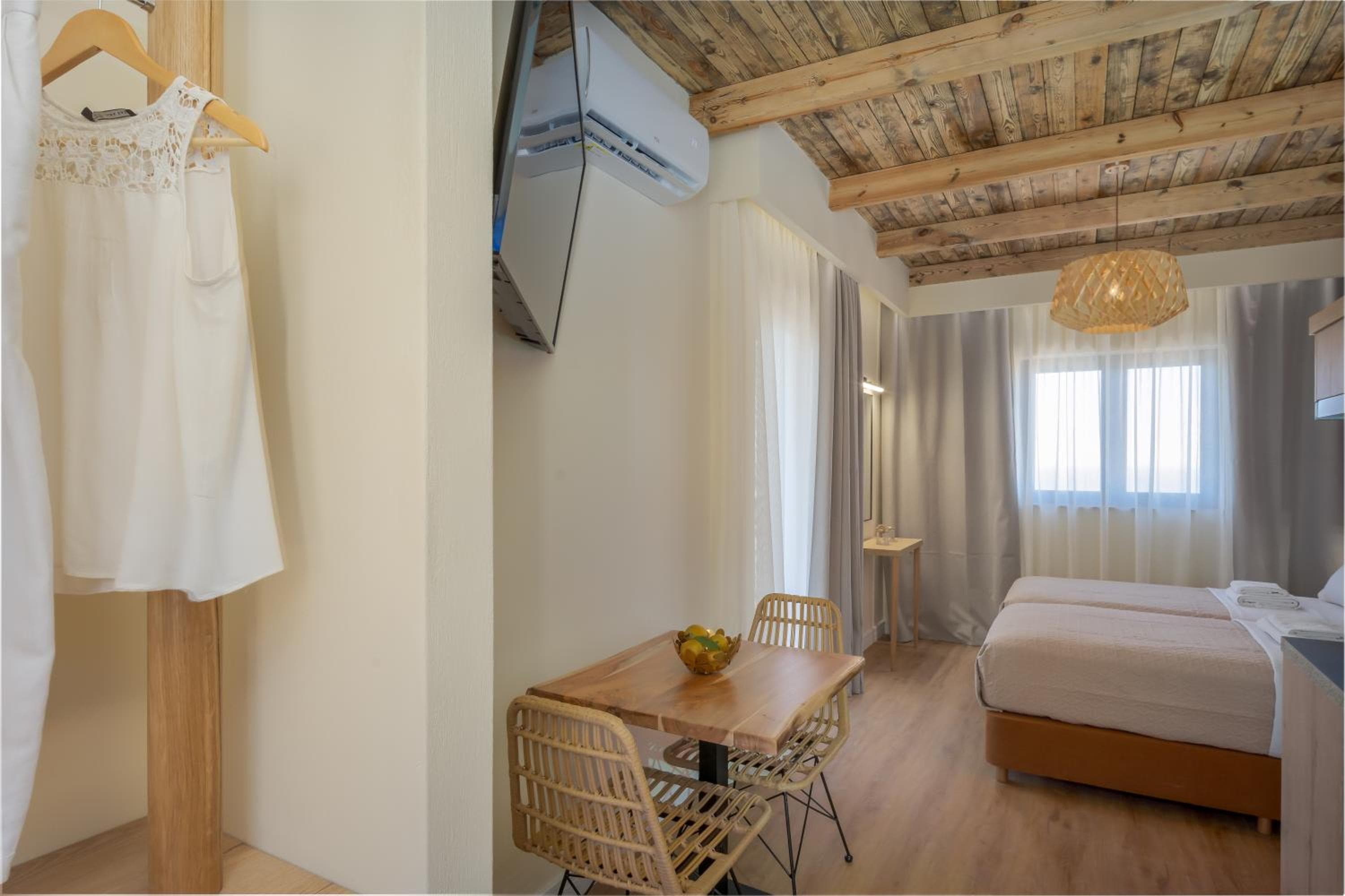 Driades Luxury Apartments by Estia, Hersonissos, photo 3