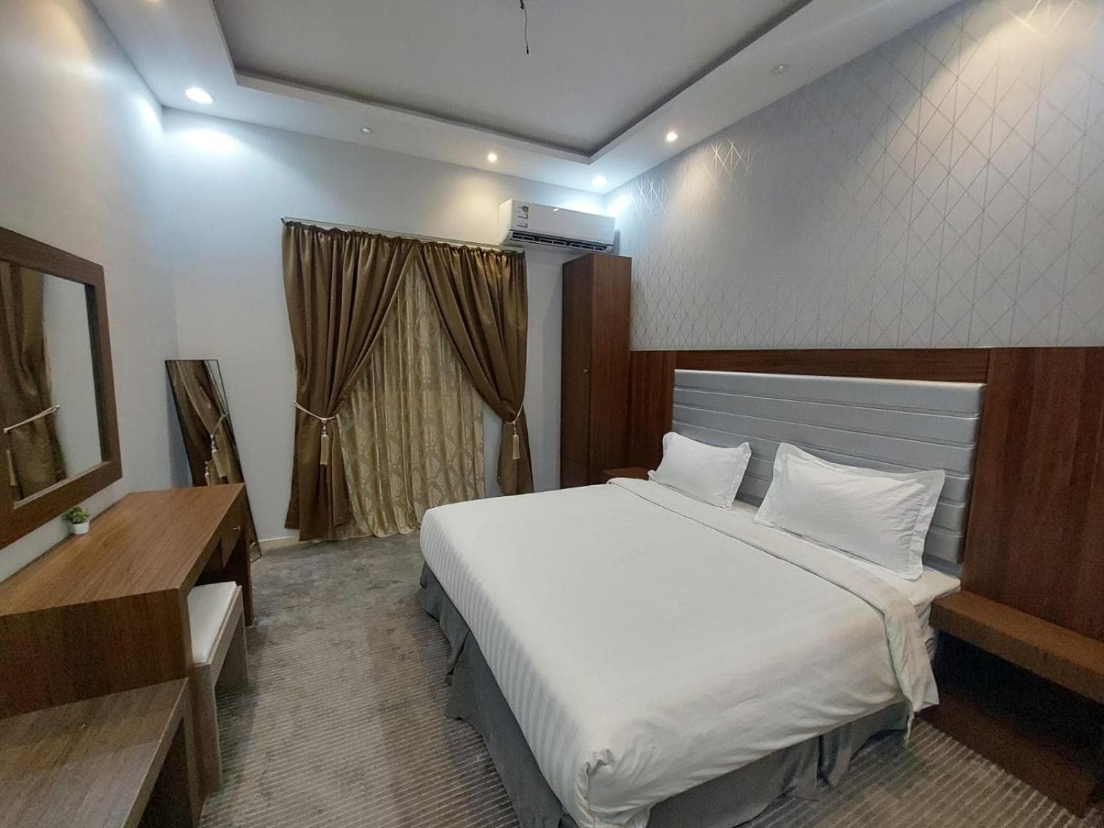 Modern Family Apartments 7 Mins Drive to Al Masjid Nabwi, Al Madinah, photo 4