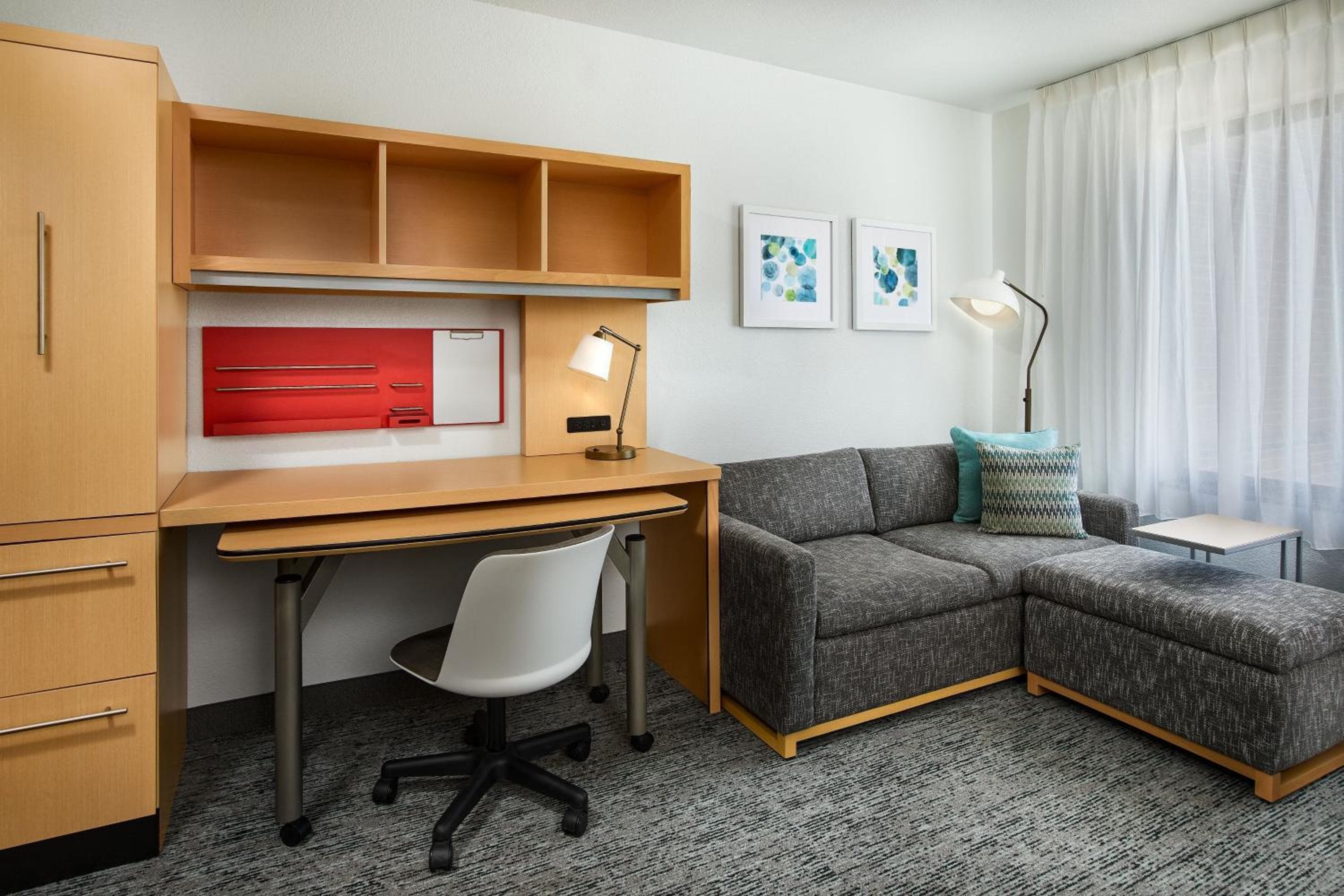 TownePlace Suites by Marriott Garden City, Garden City, photo 2