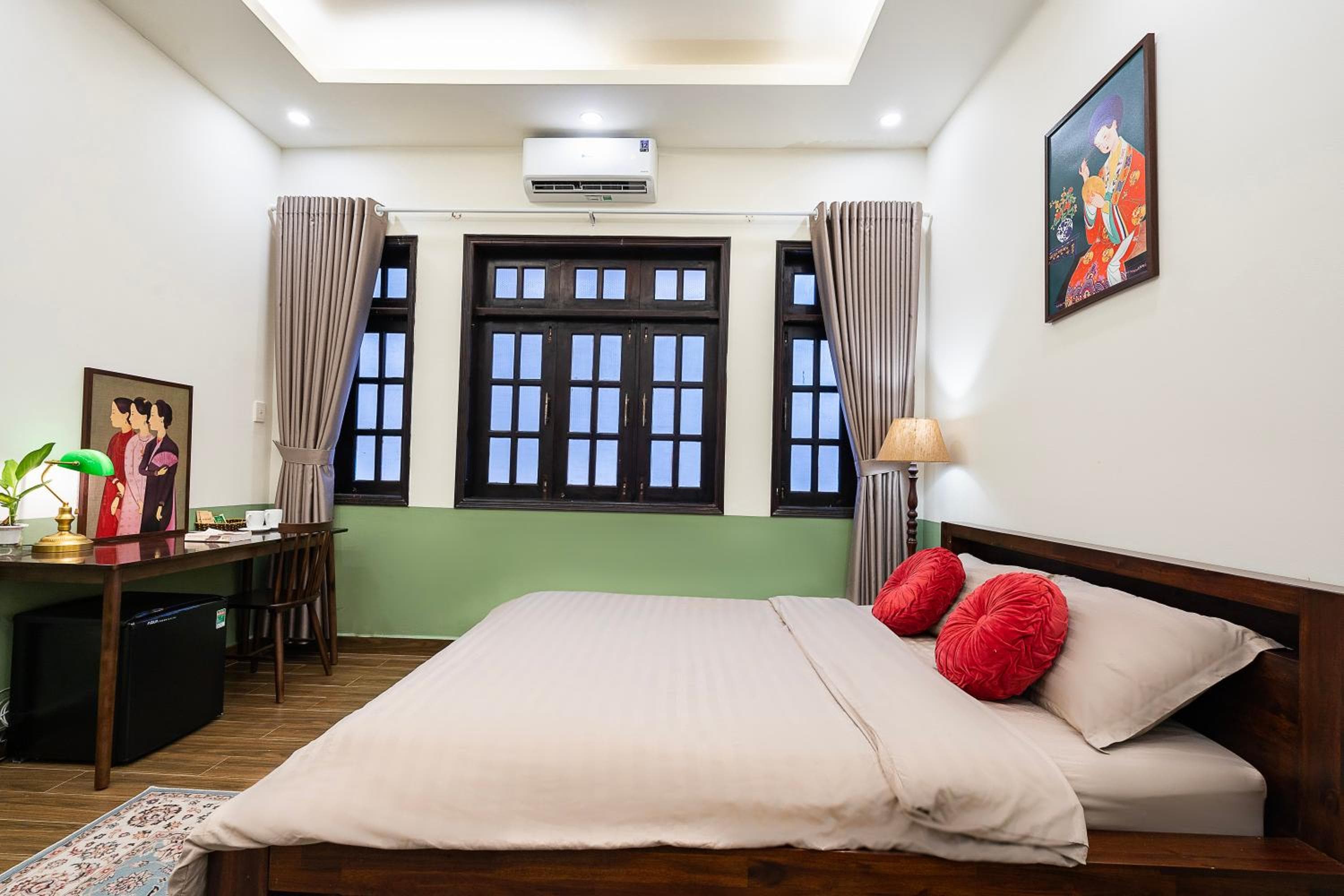 Charming A Little Saigon Apartment - Heart of Vibrant District 1, Ho Chi Minh City, photo 5