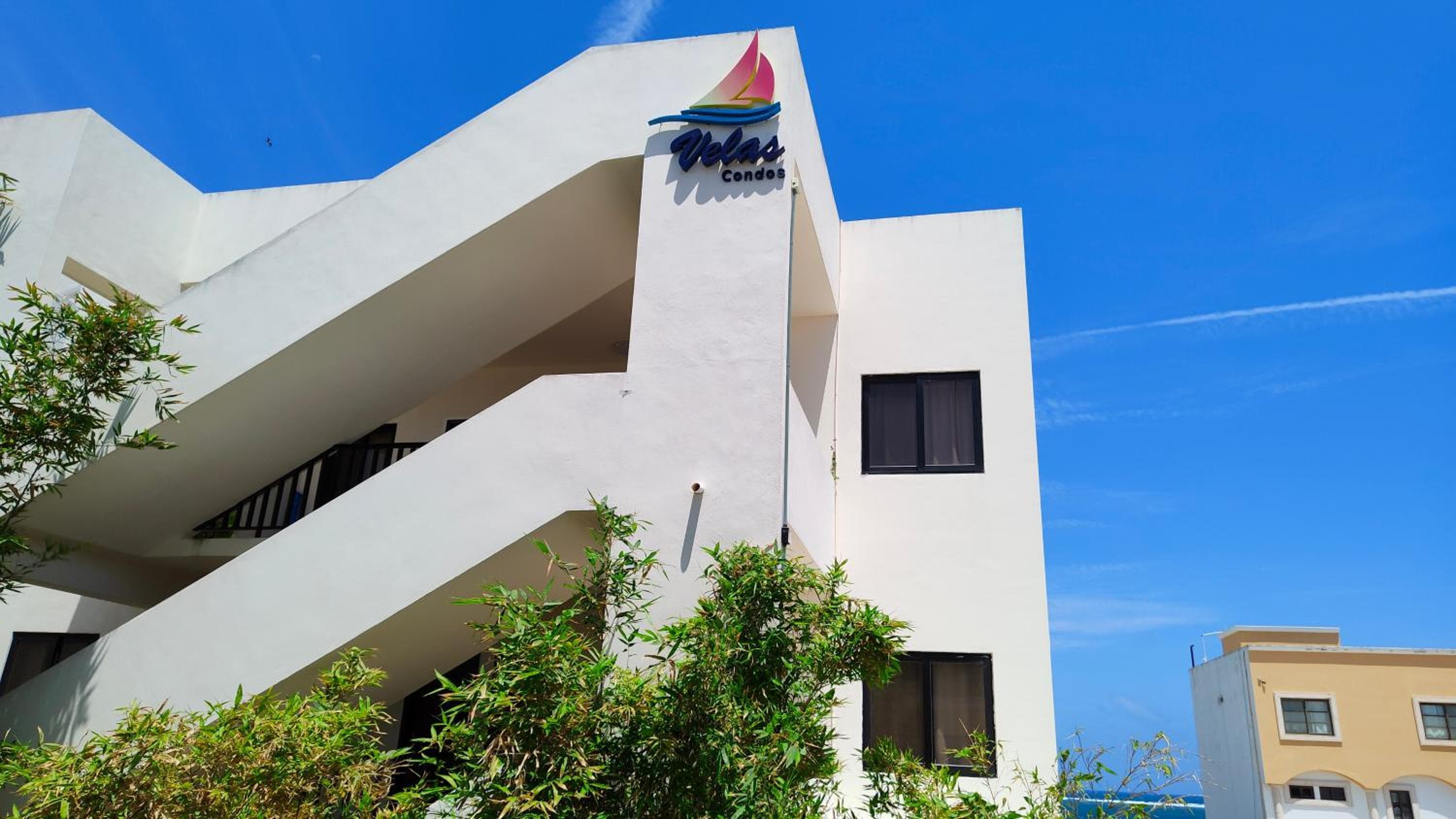 Vela's Condos Ocean Front, Puerto Morelos
