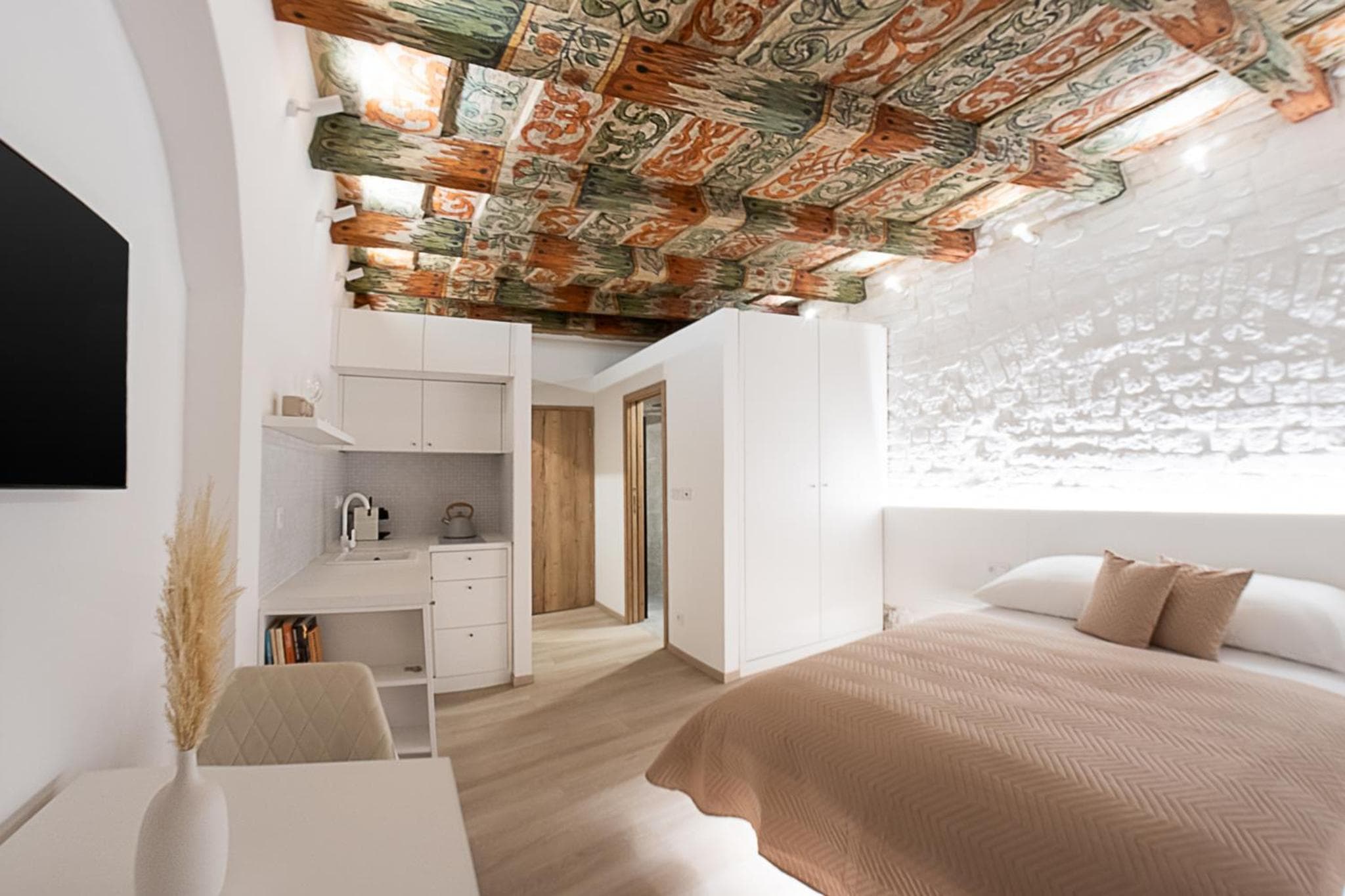 White Wolf Boutique Apartments, Olomouc, photo 3