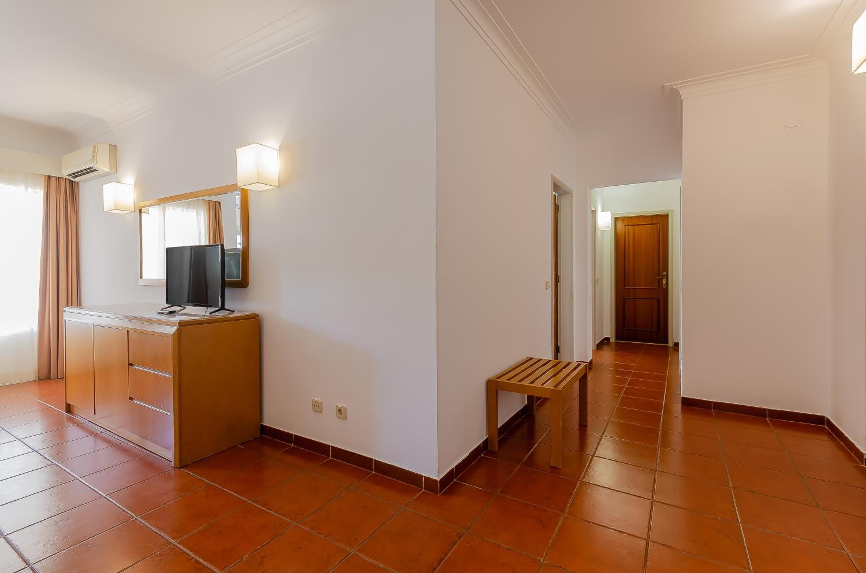 TURIM Estrela do Vau Hotel, Portimão, photo 6