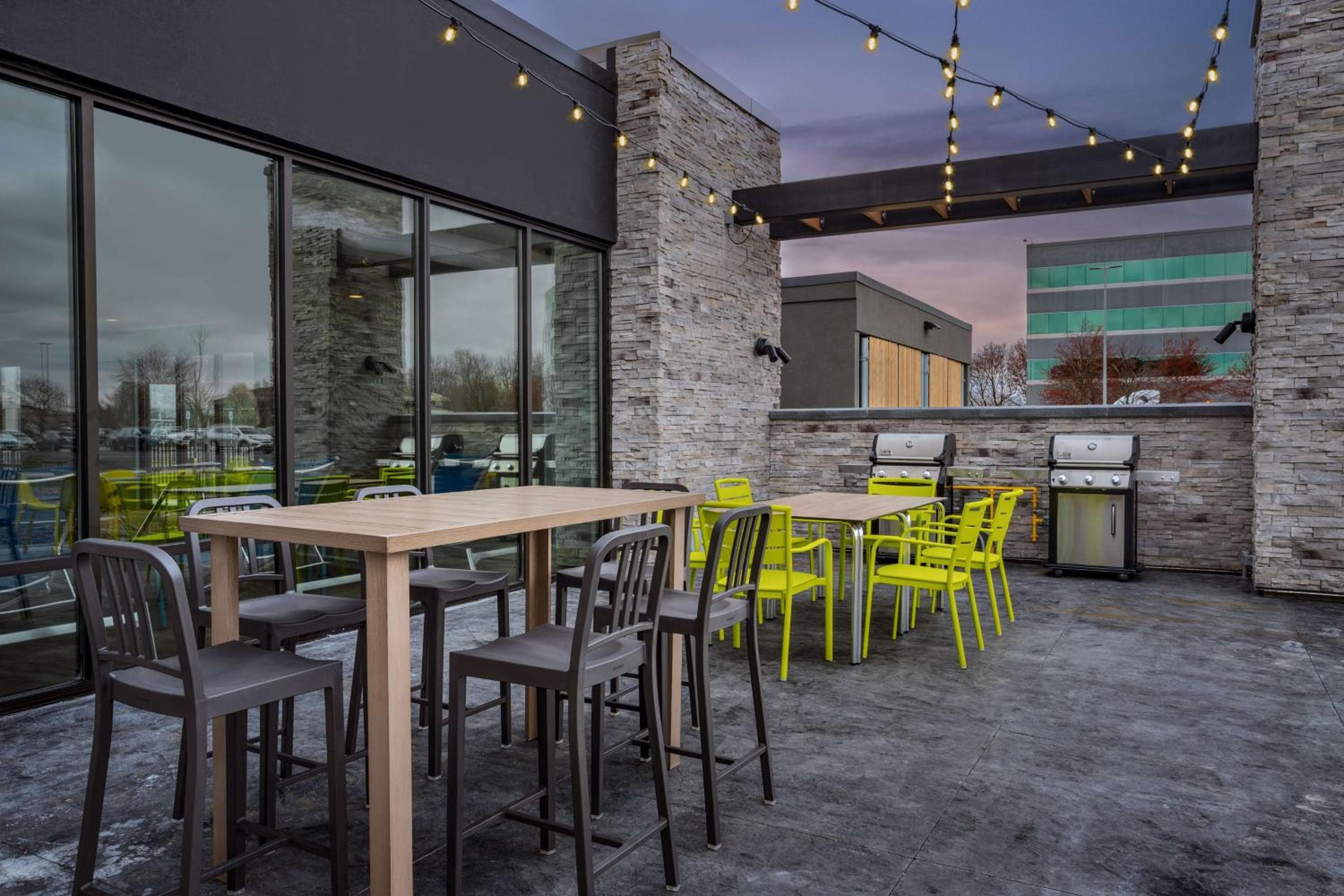 Home2 Suites By Hilton Indianapolis North At Intech Park, Indianapolis, photo 3