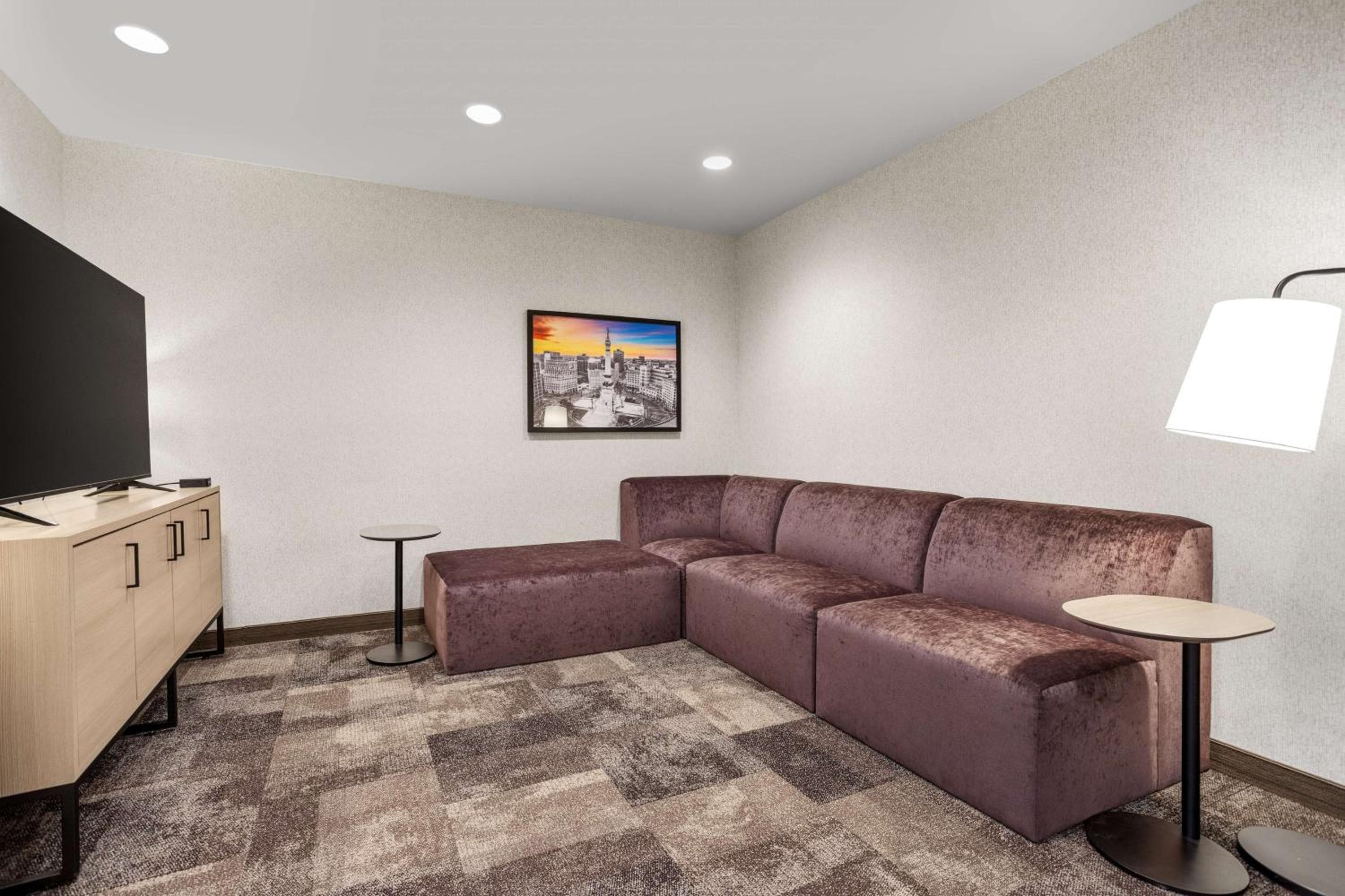 Home2 Suites By Hilton Indianapolis North At Intech Park, Indianapolis, photo 6