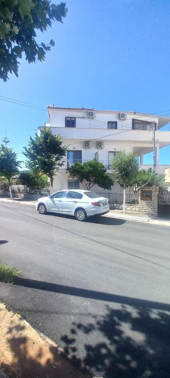 Vila Vladmir Sela, Ksamil