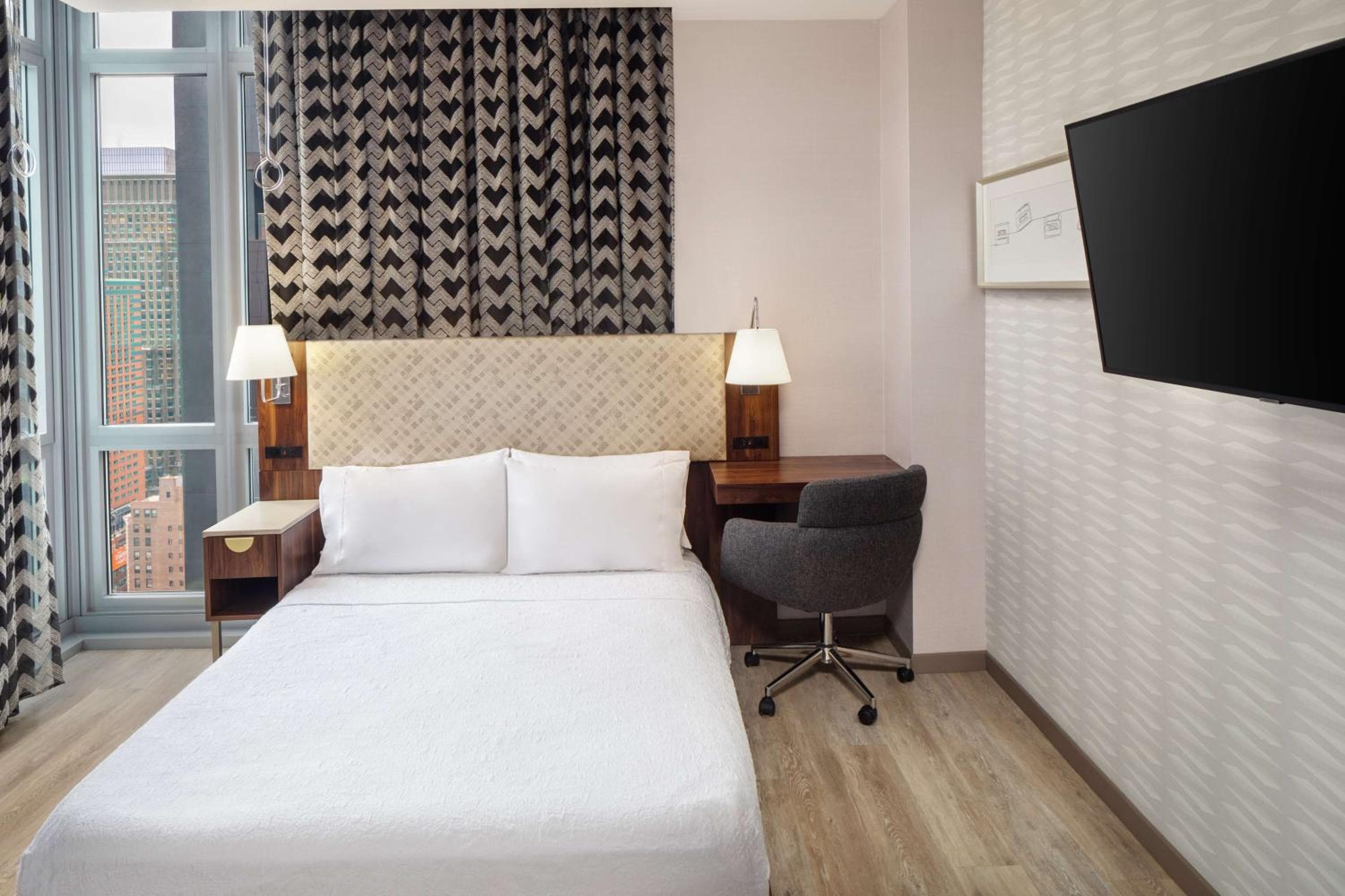 Home2 Suites By Hilton New York Times Square, New York, photo 6