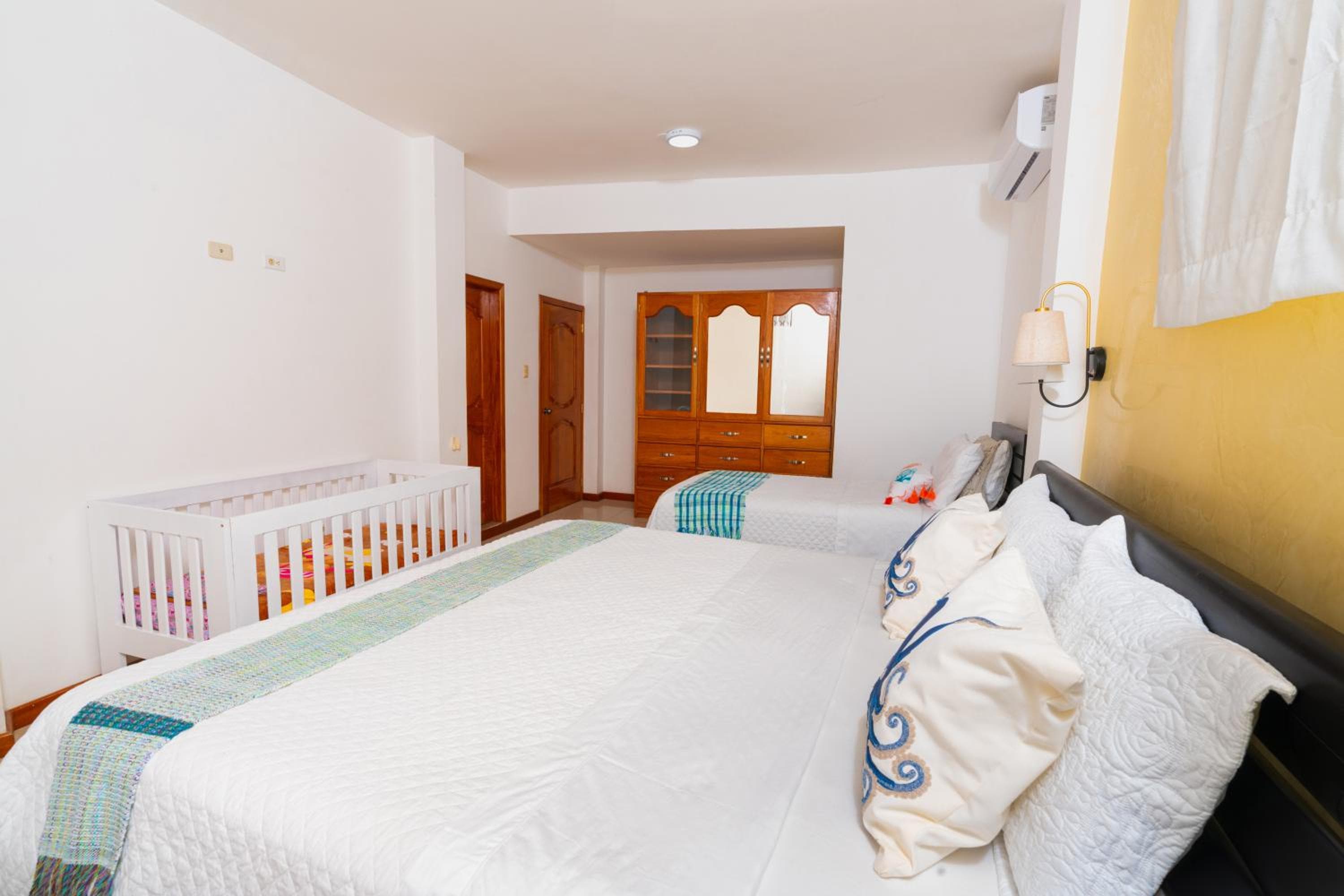 EXCLUSIVE CONDO GALAPAGOS and BEYOND 1, Puerto Ayora, photo 3