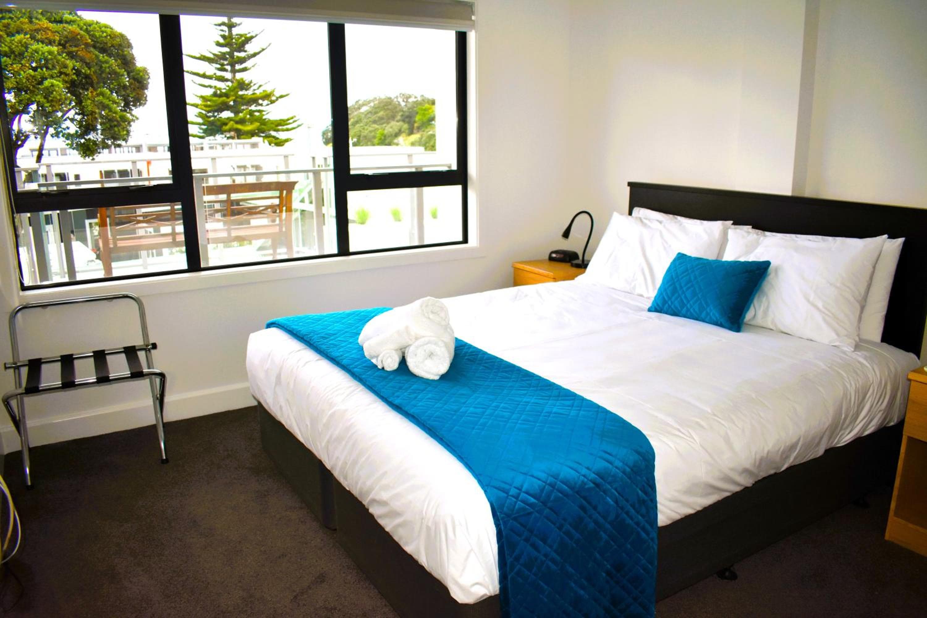 6 on Adams, Mount Maunganui, photo 3