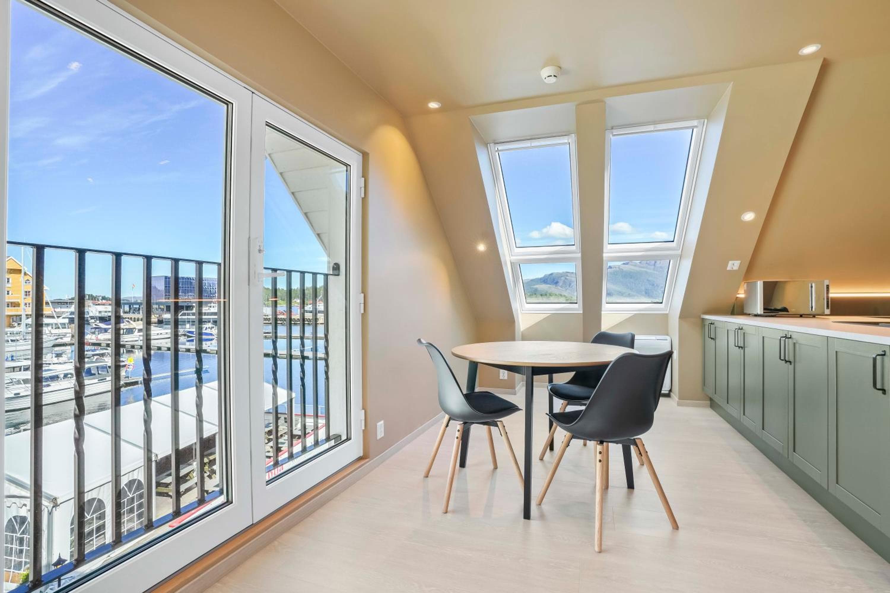 Florø Apartments Hotell, Florø