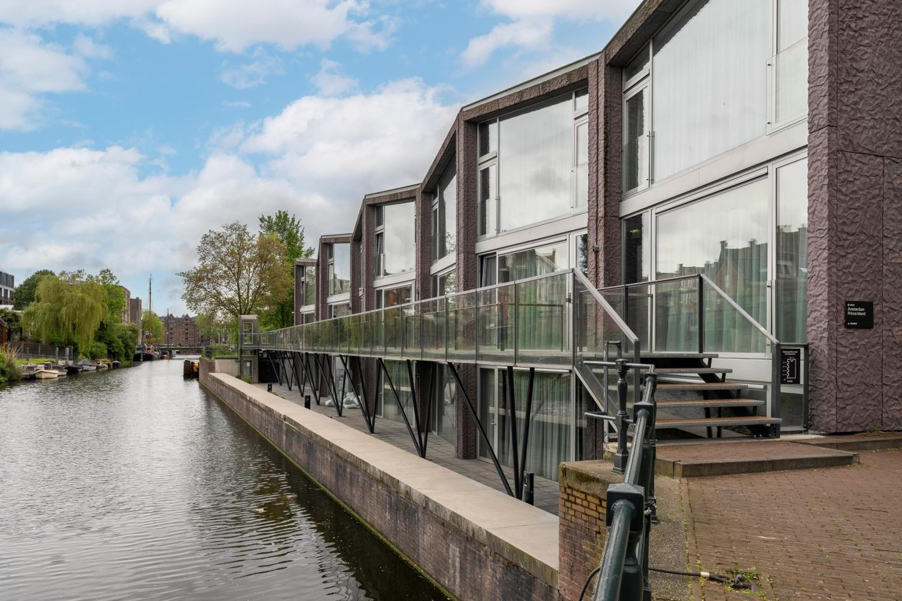 YAYS Amsterdam Prince Island by Numa, Amsterdam