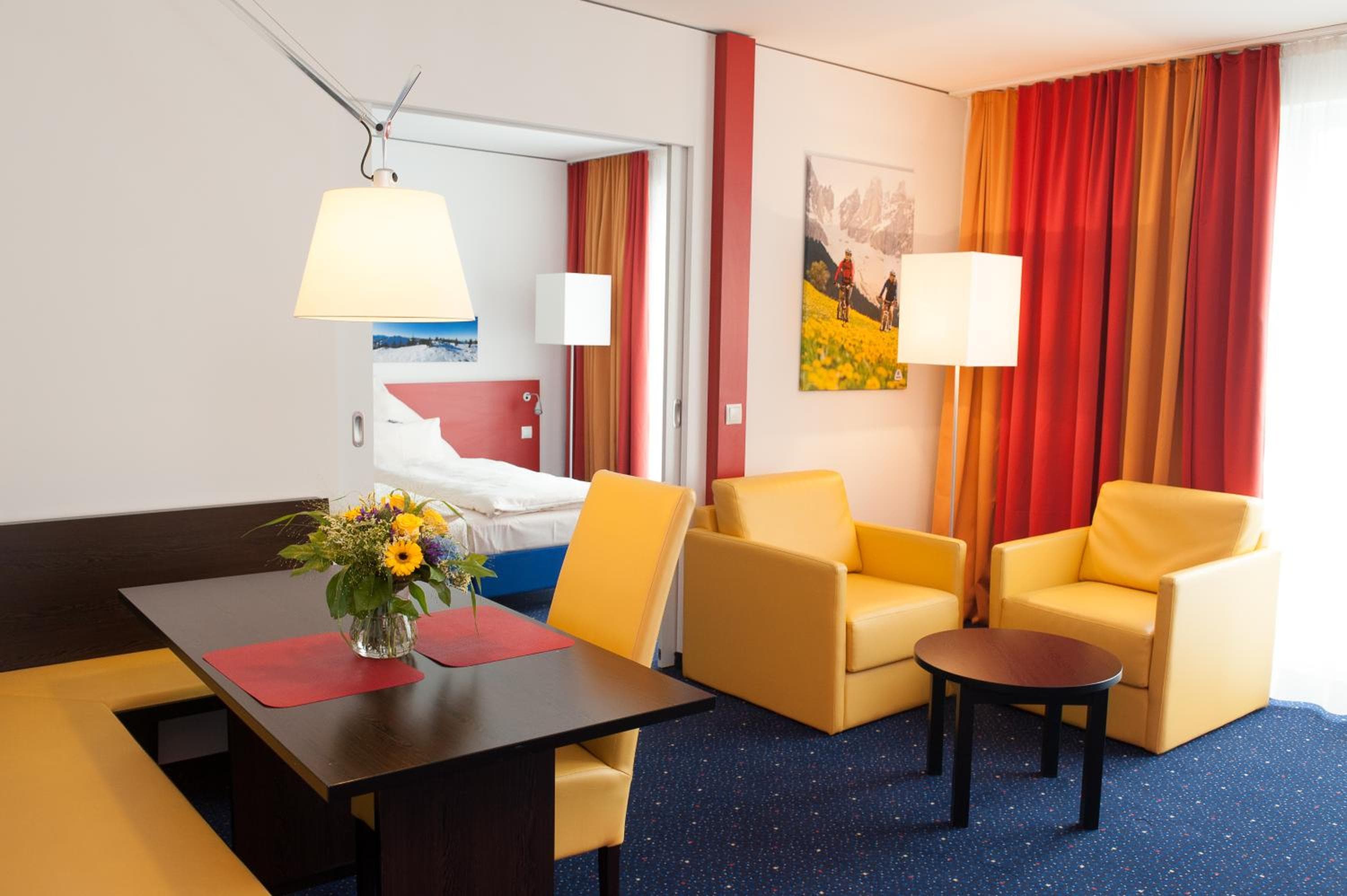 Stay2Munich Hotel & Serviced Apartments, Brunnthal, photo 3