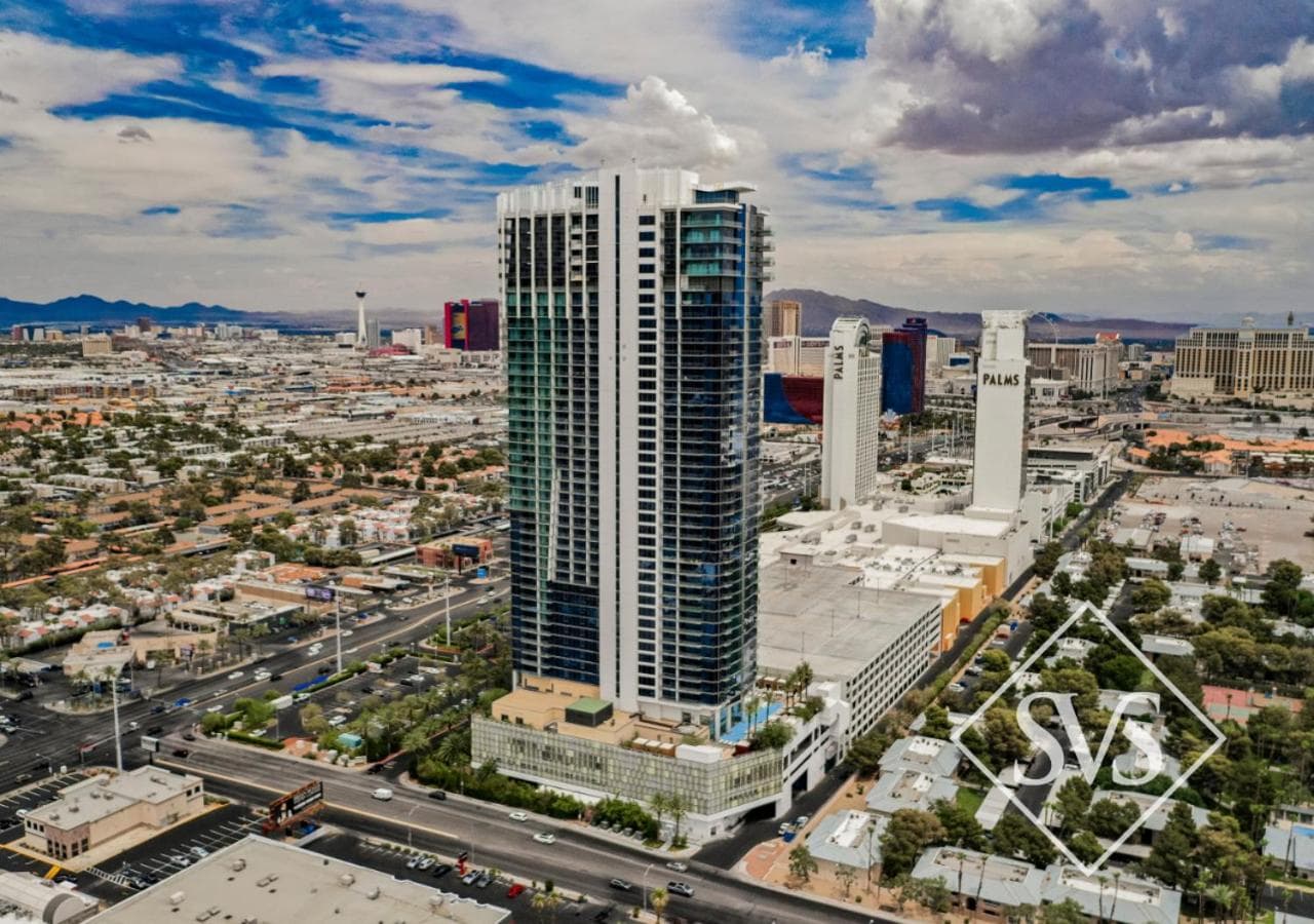 StripViewSuites Two-Bedroom Conjoined Suite at Palms Place, Las Vegas