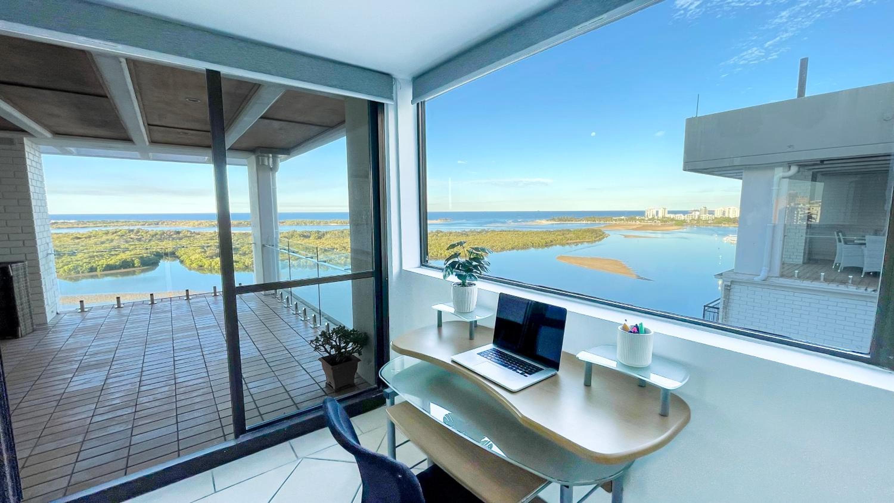 Maroochydore Riverfront Apartment, Maroochydore, photo 3
