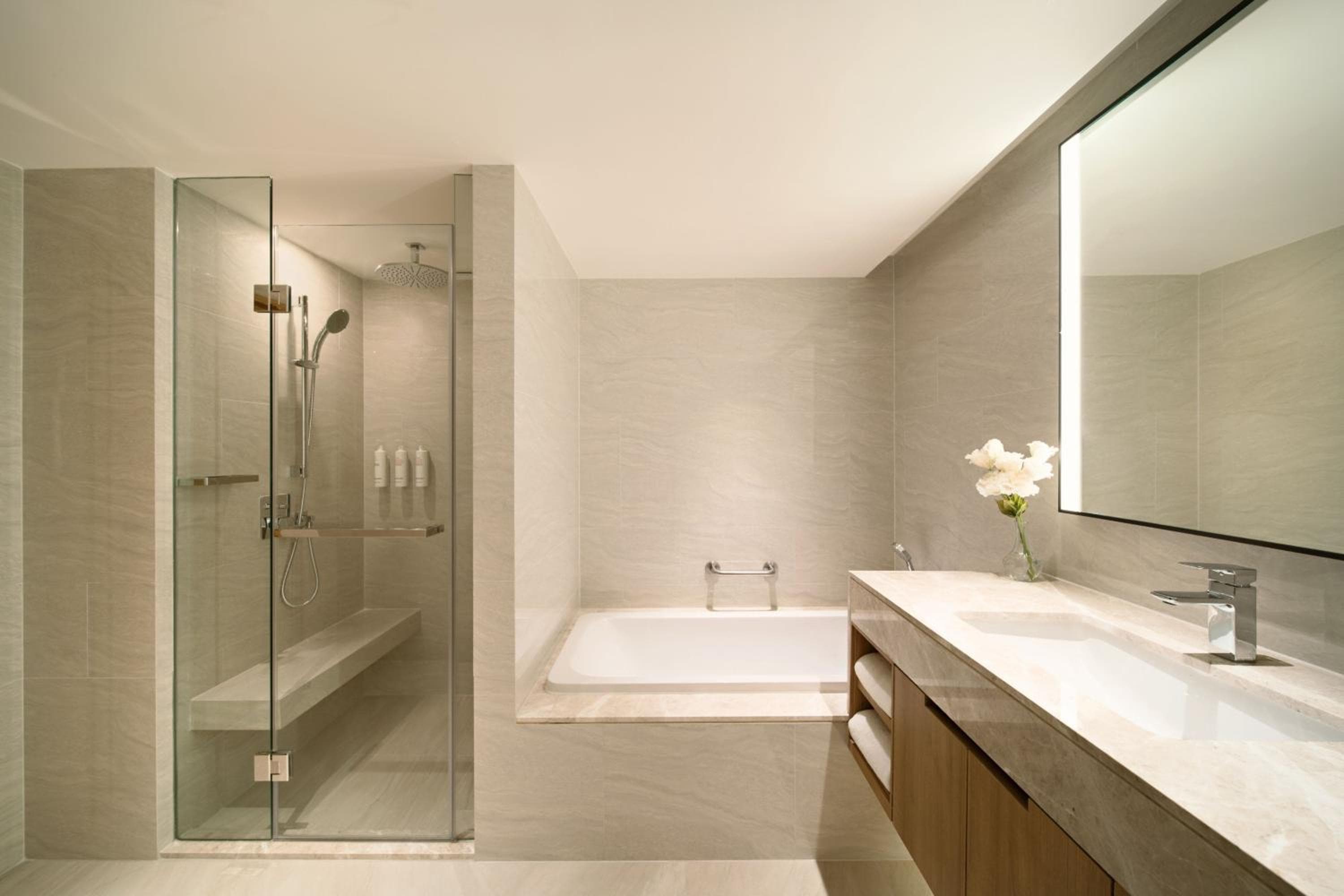 Marriott Executive Apartments Bangkok, Sukhumvit 50, Bangkok, photo 2