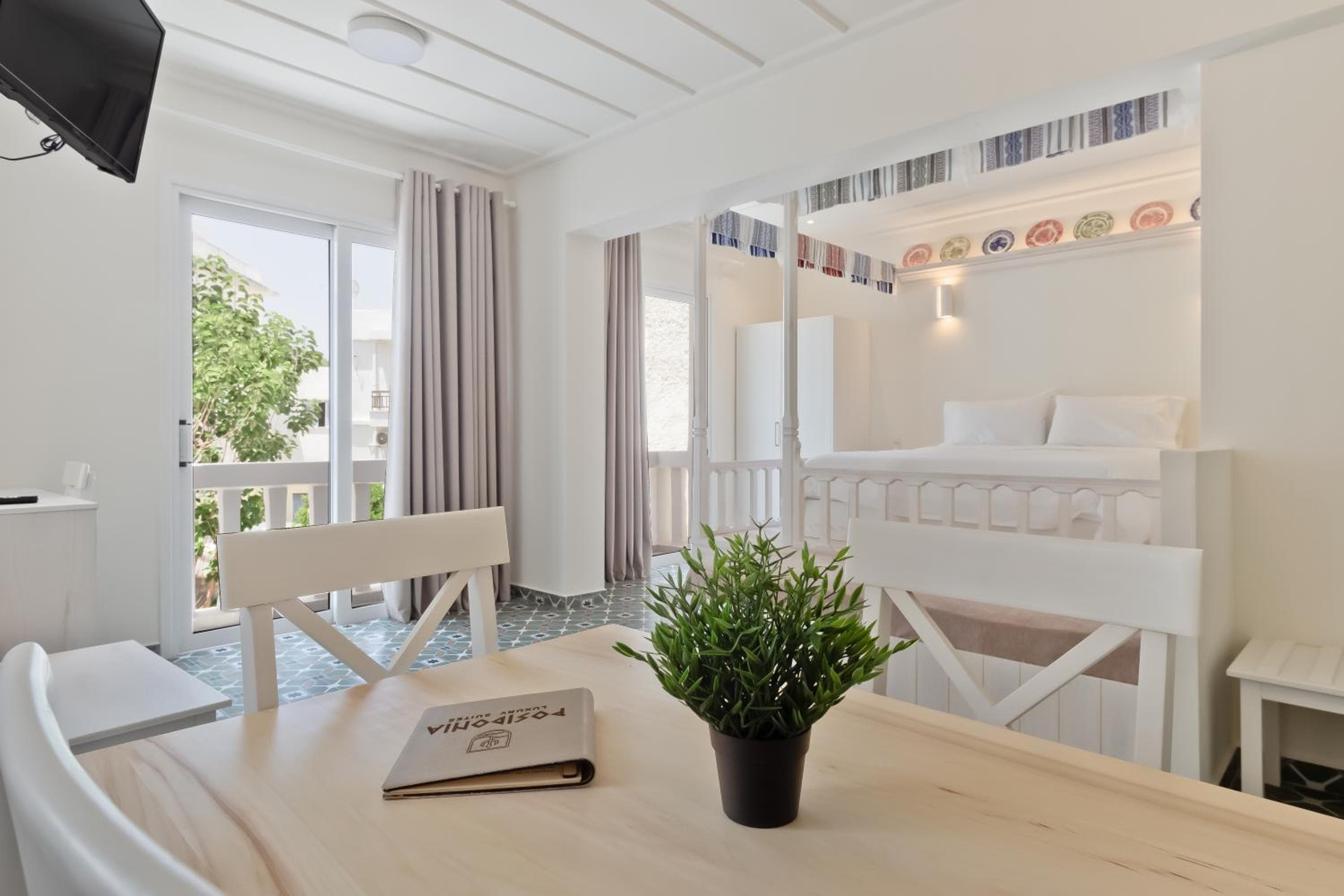 Posidonia Luxury Suites, Karpathos Town, photo 2