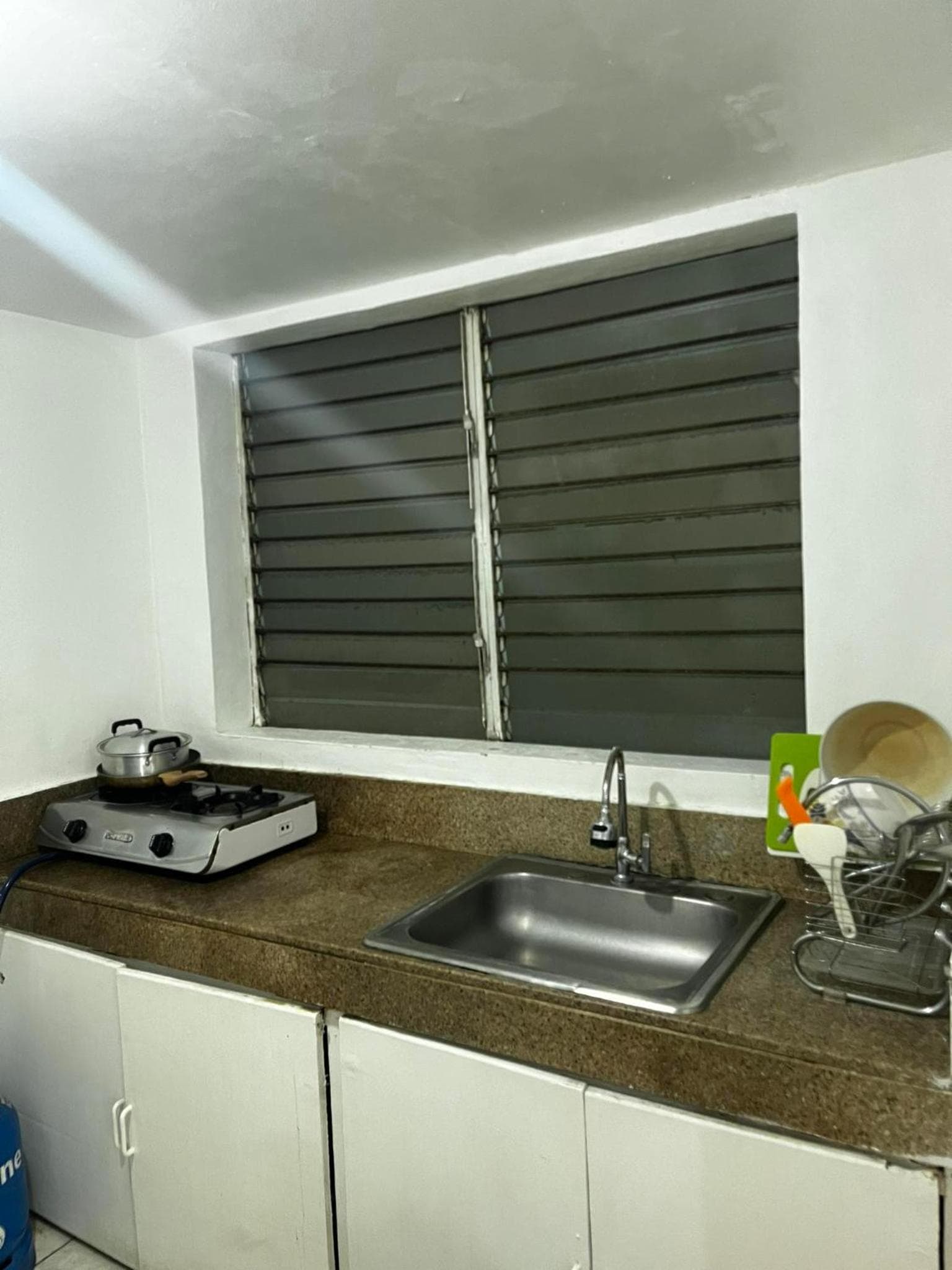 Flora's place in Winland Towers Condominium, Cebu City, photo 5