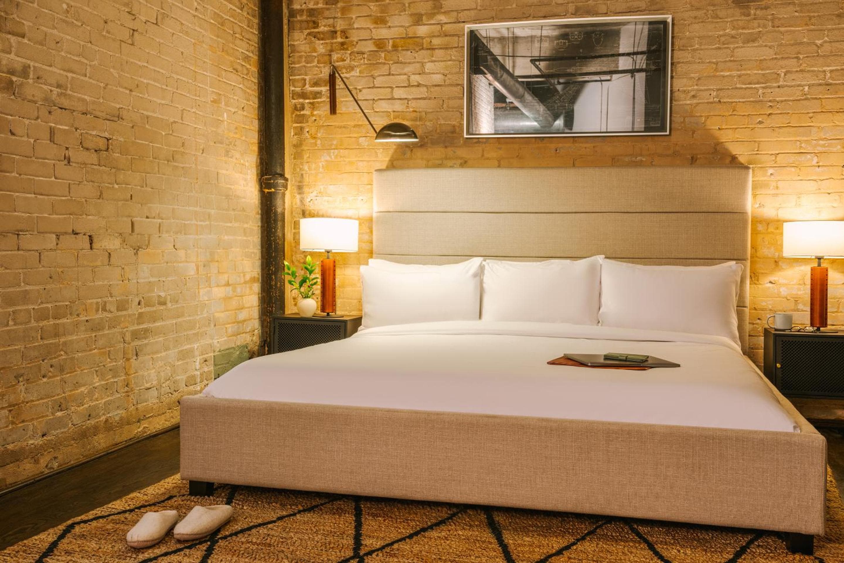 The District at Hogg Palace, A Wyndham Hotel, Houston, photo 3