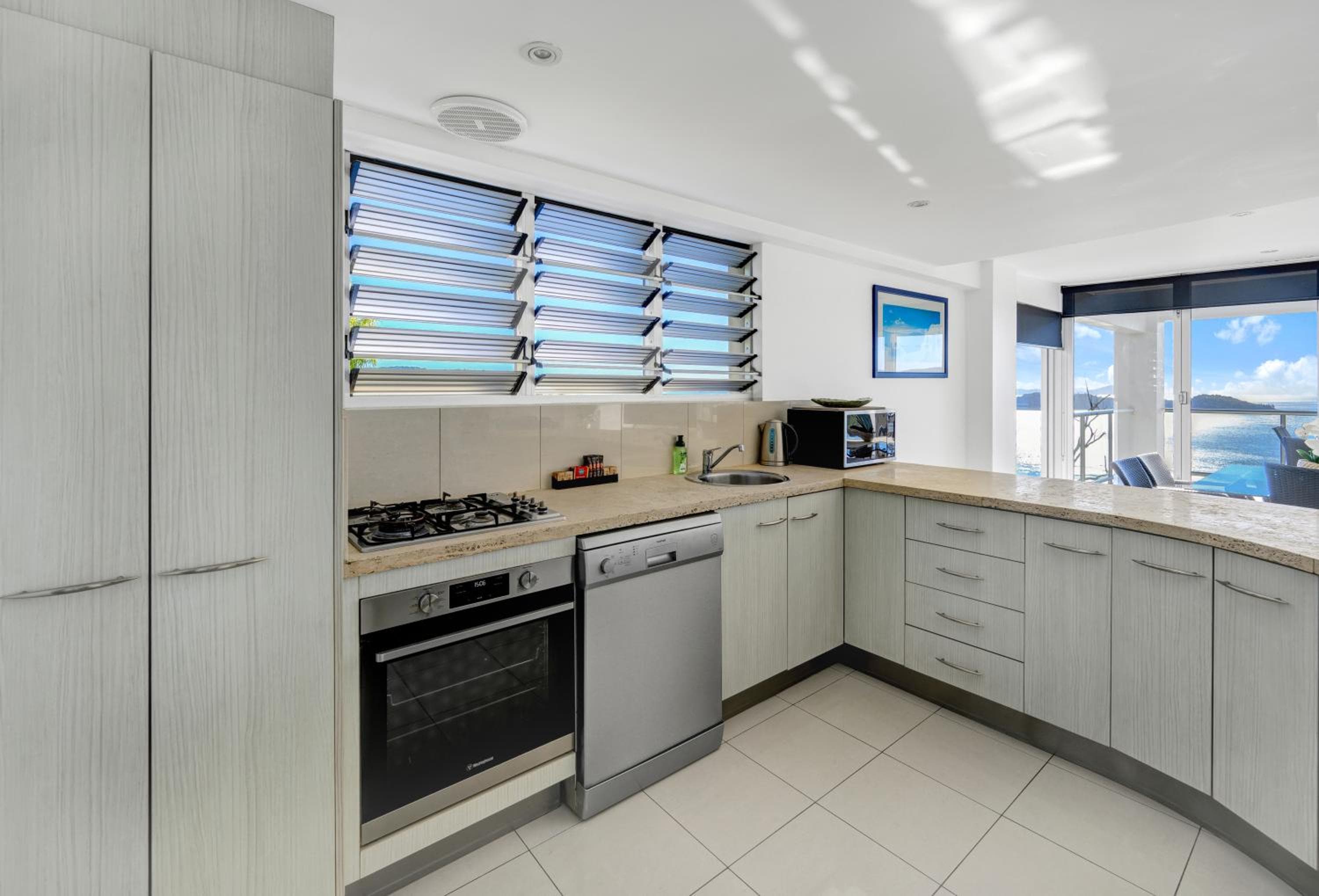 Ocean View Villas, Hamilton Island, photo 3