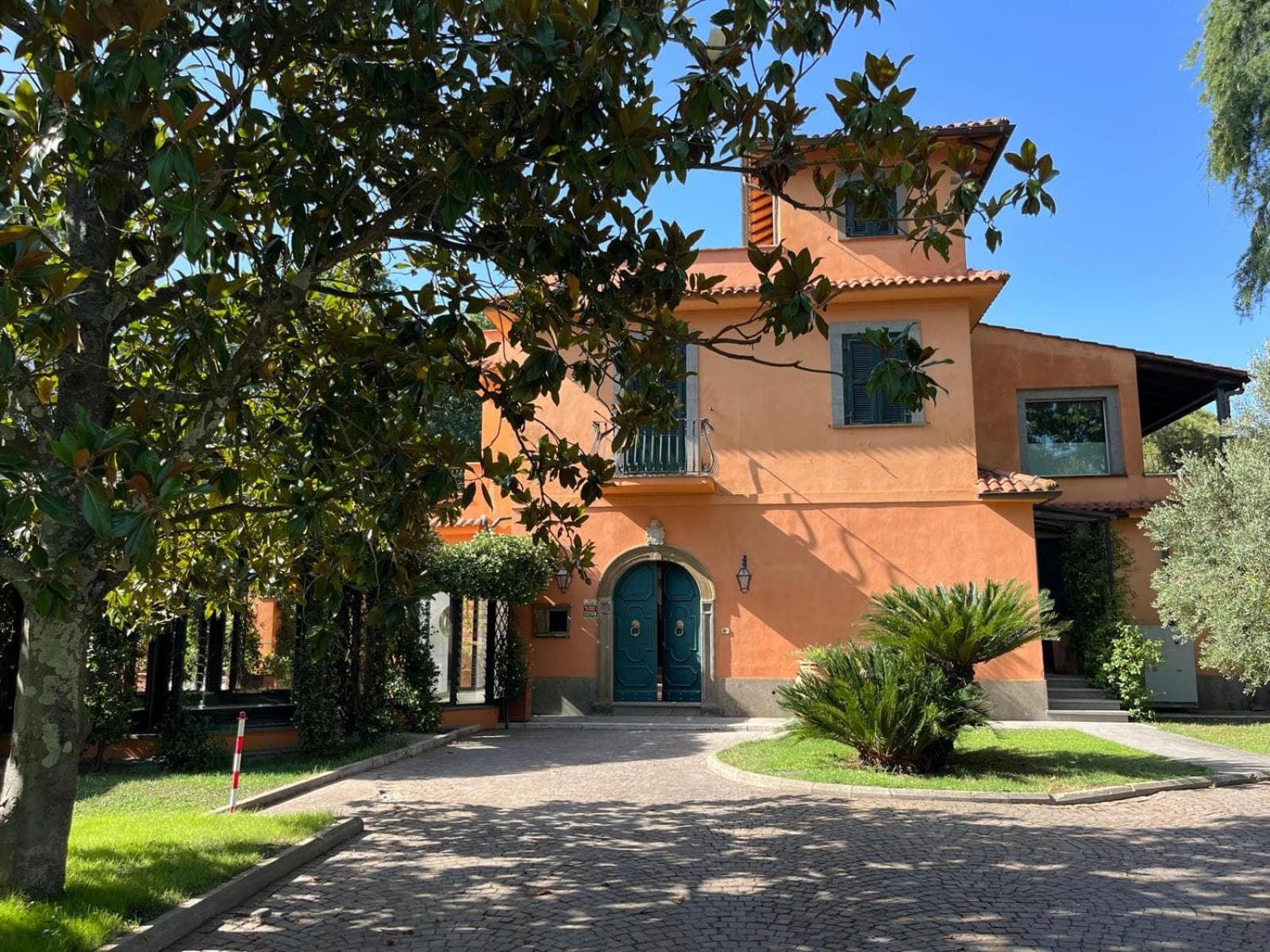 Hero's Garden Relais, Rome