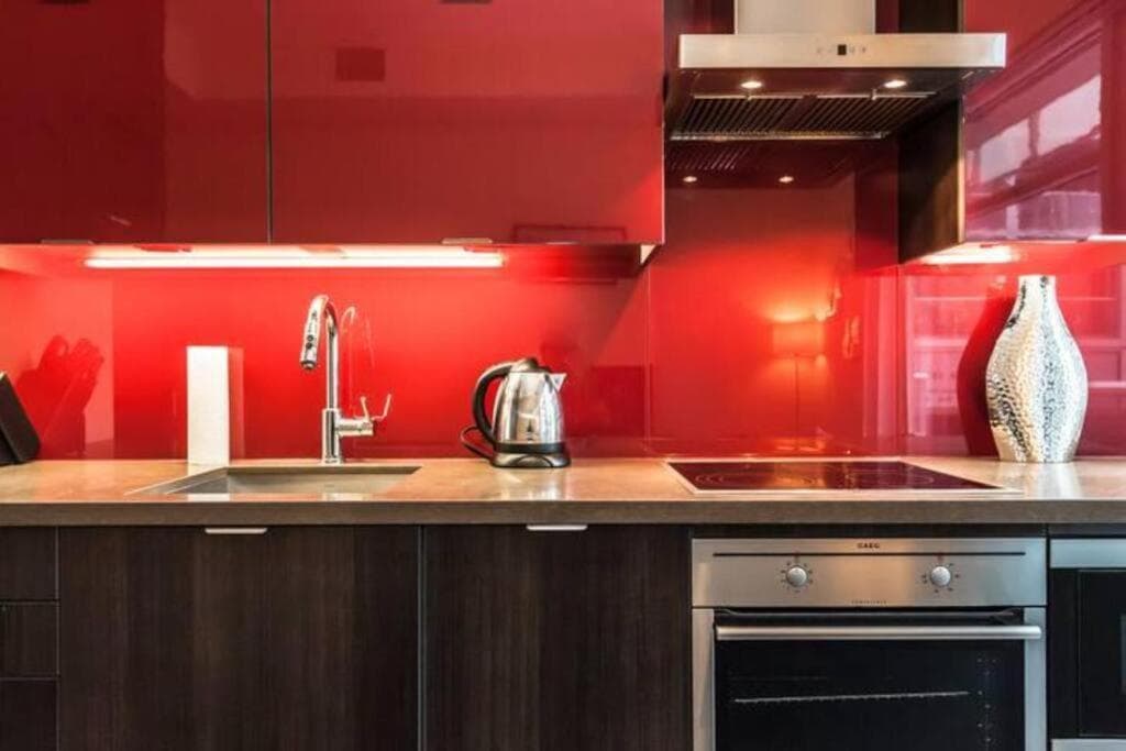Skyline Suites - Walk to MTCC, ACC, Rogers Centre & Entertainment District, Toronto