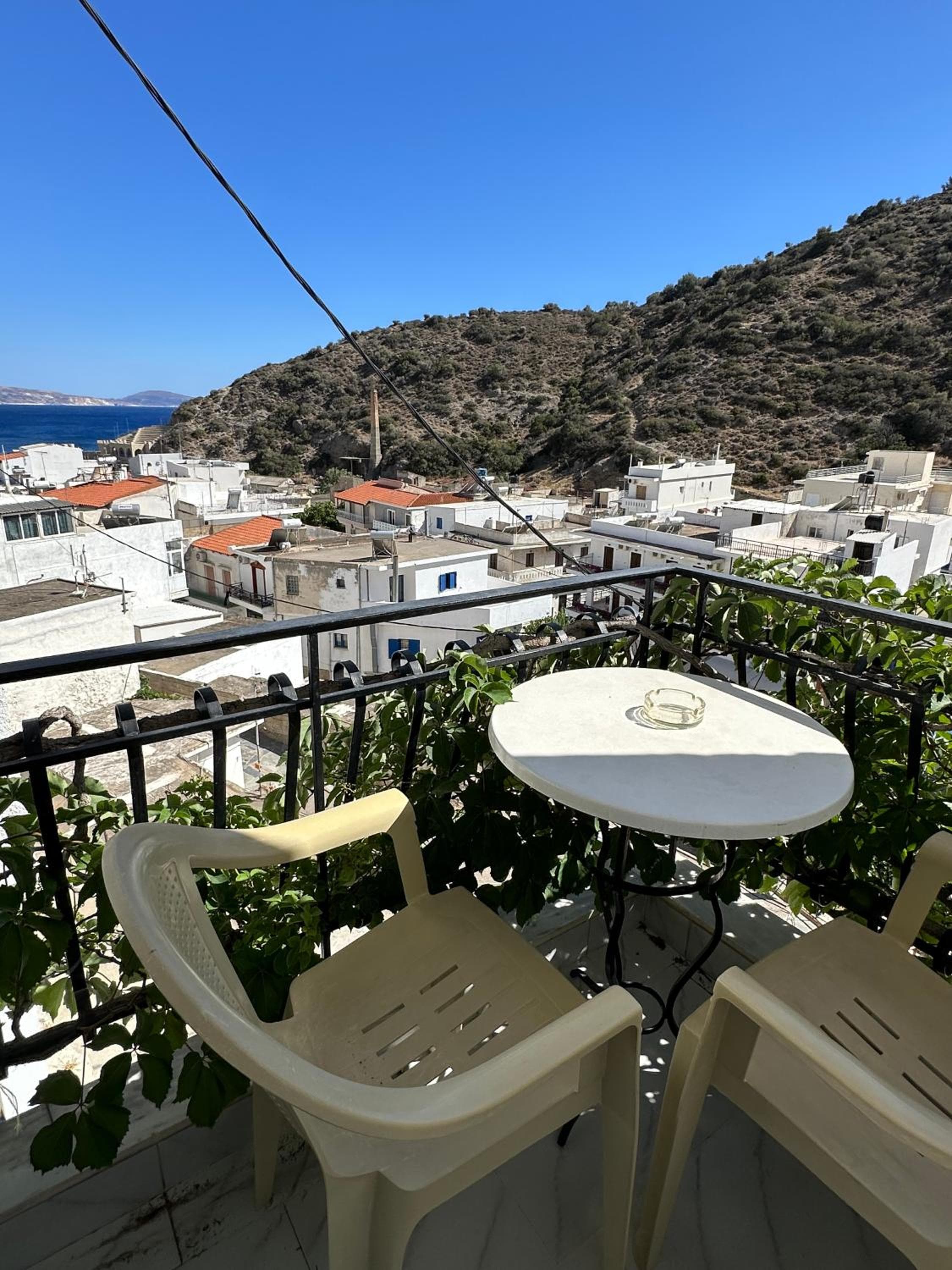 Argiro's apartment at Agia Galini, Agia Galini, photo 5