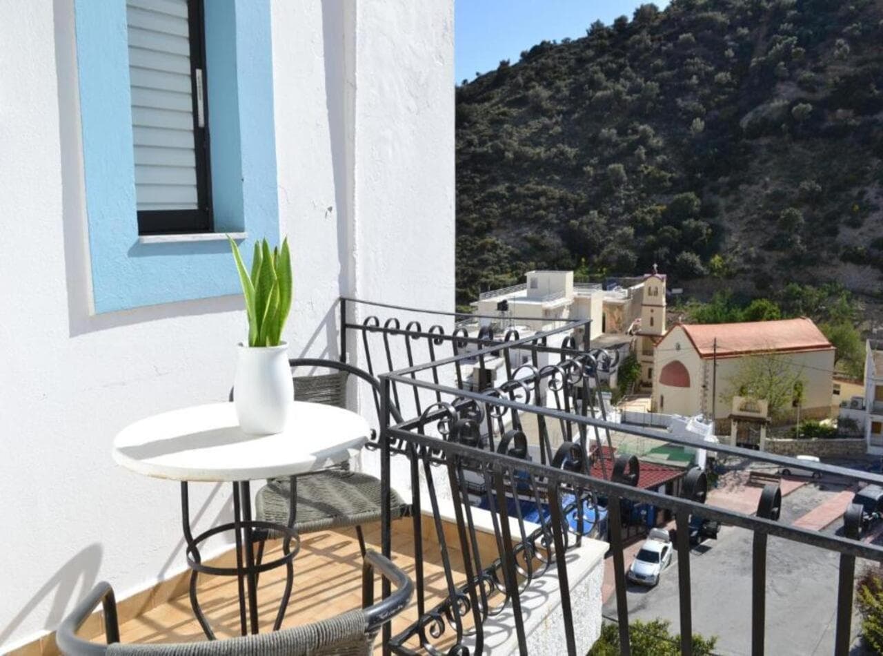 Argiro's apartment at Agia Galini, Agia Galini, photo 3