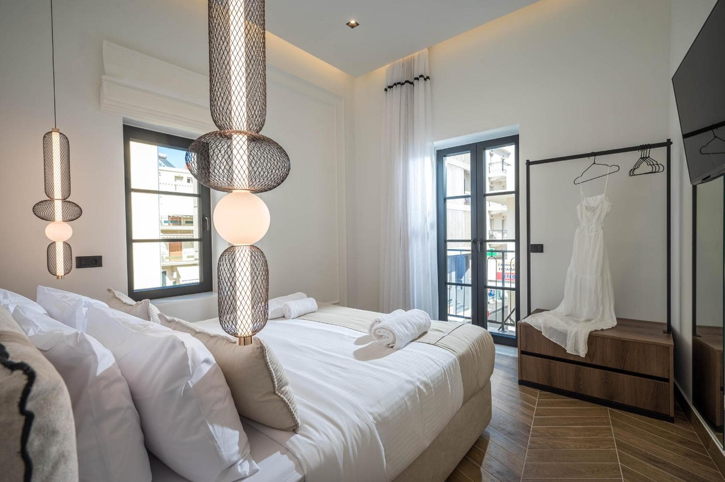 Montre Fine Living, Agios Nikolaos