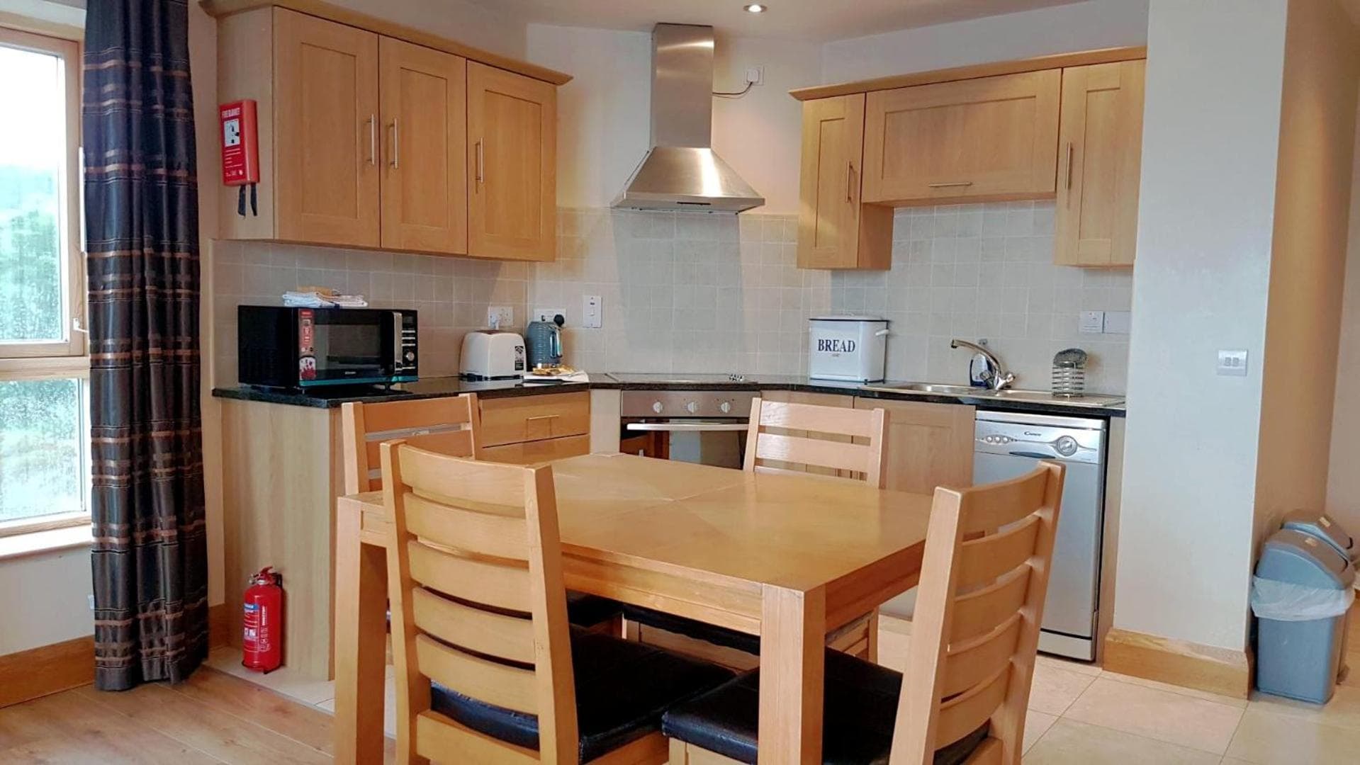 SALA Lakeside Aparthotel, Sligo, photo 6