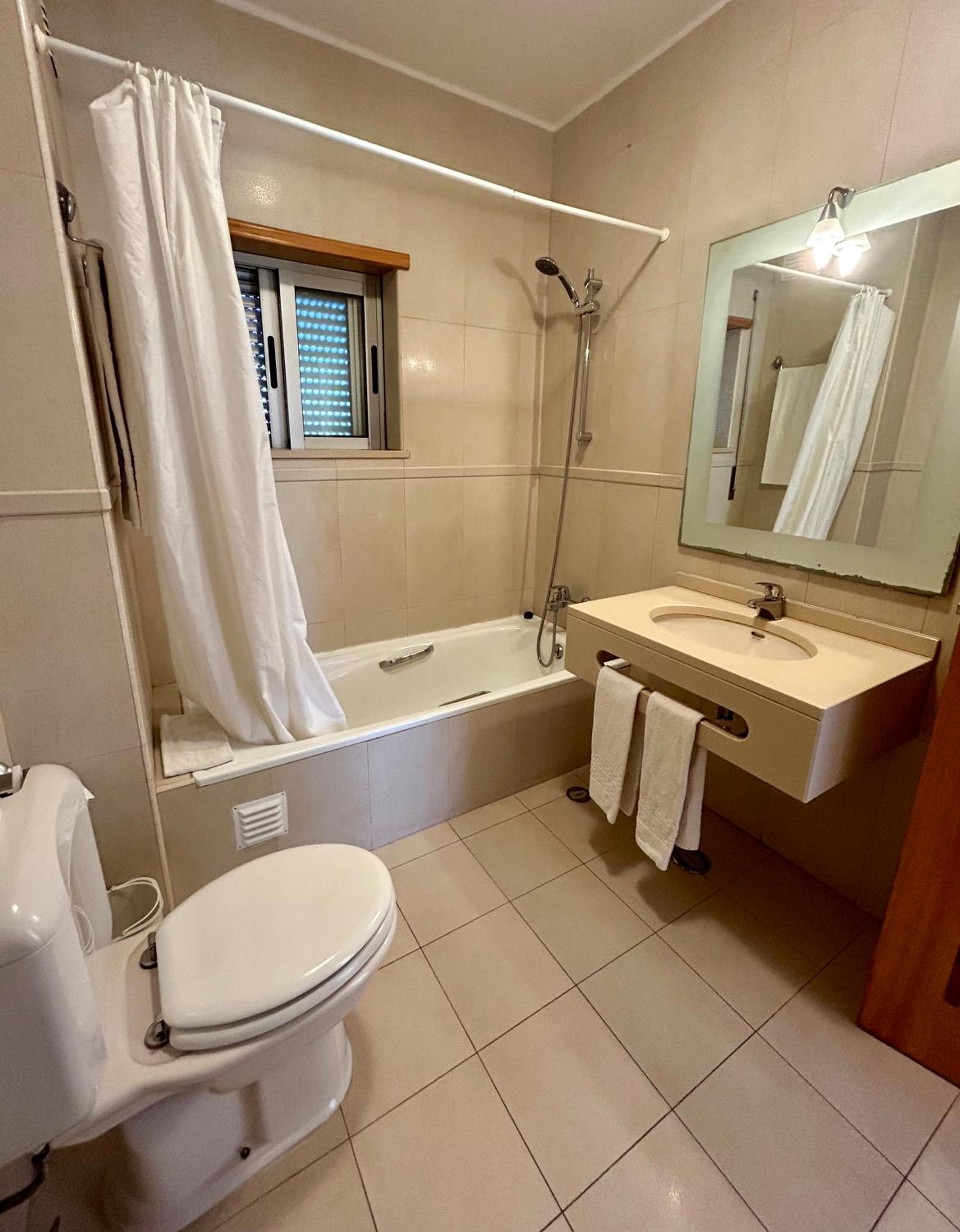 Apartamentos Santa Teresinha, Alvor, photo 2