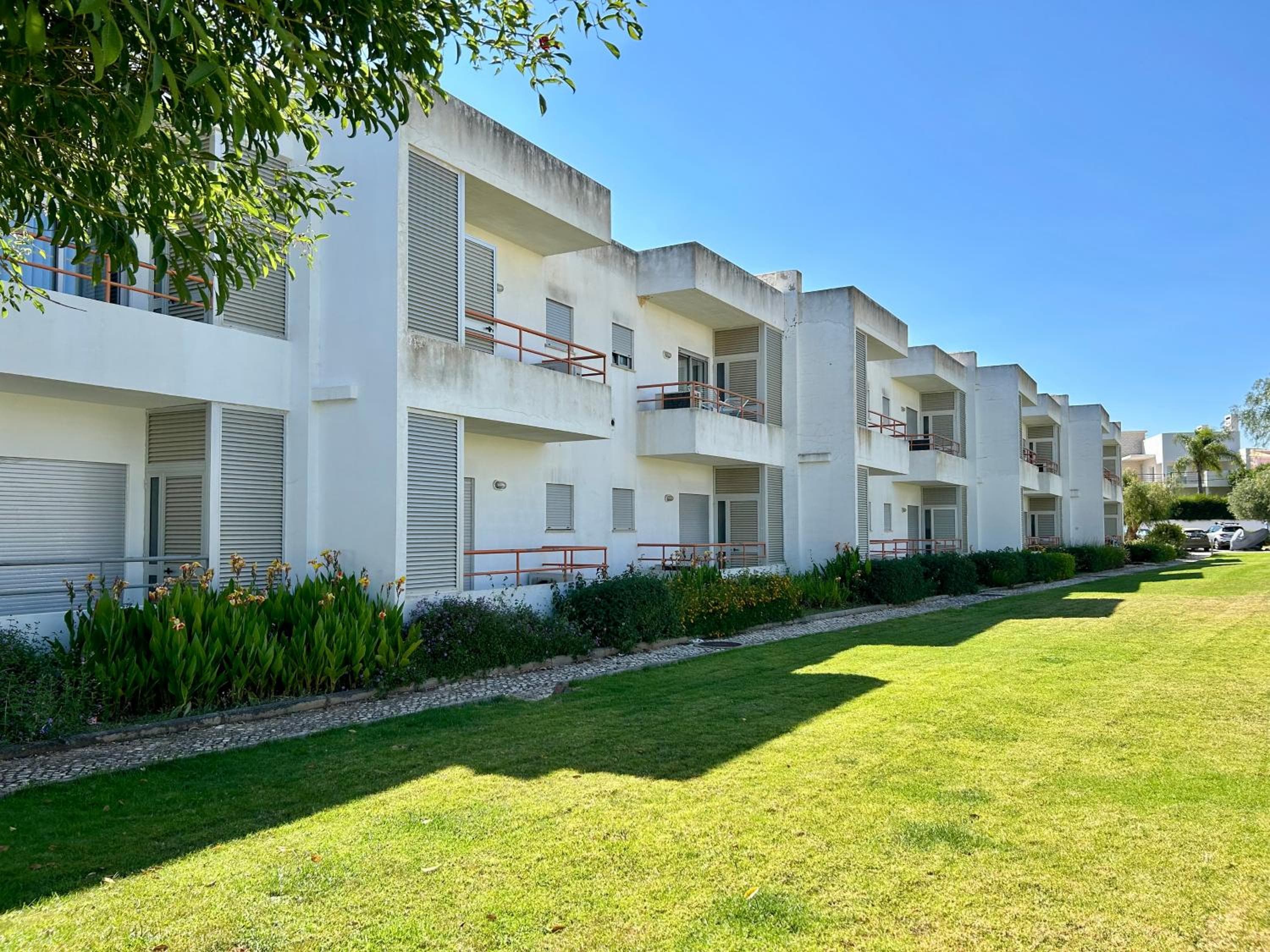 Apartamentos Santa Teresinha, Alvor