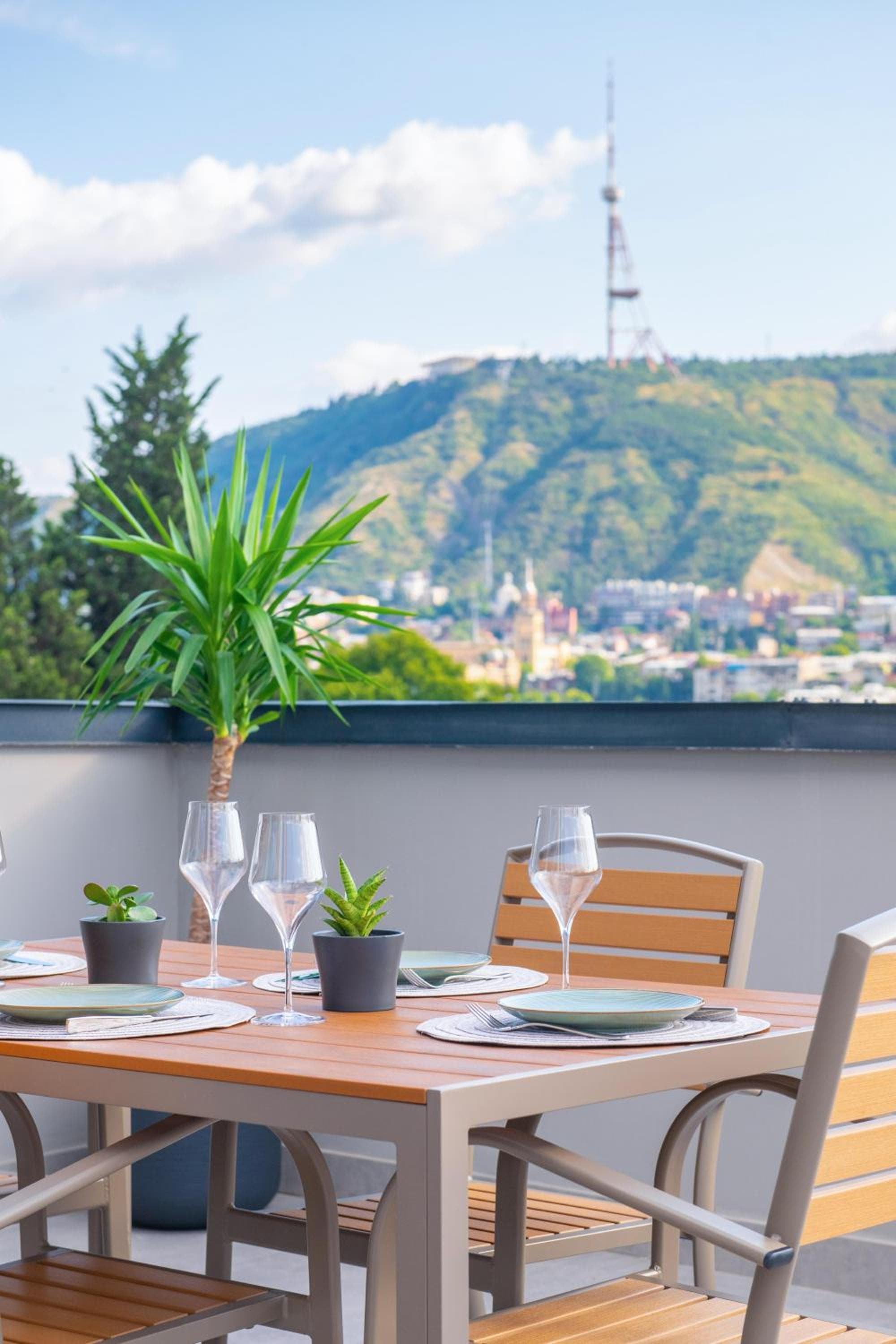 Gratus Aparthotel Tbilisi, Tbilisi City