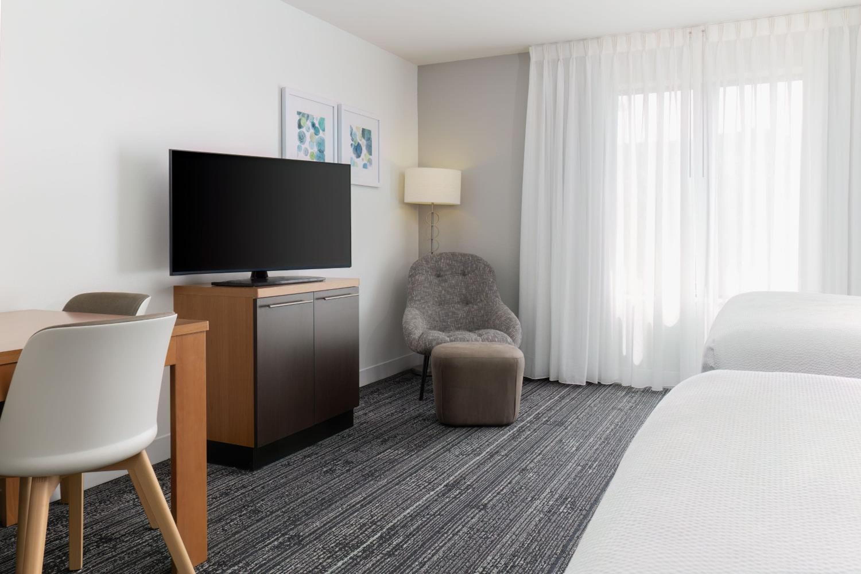 TownePlace Suites by Marriott Erie, Erie, photo 4