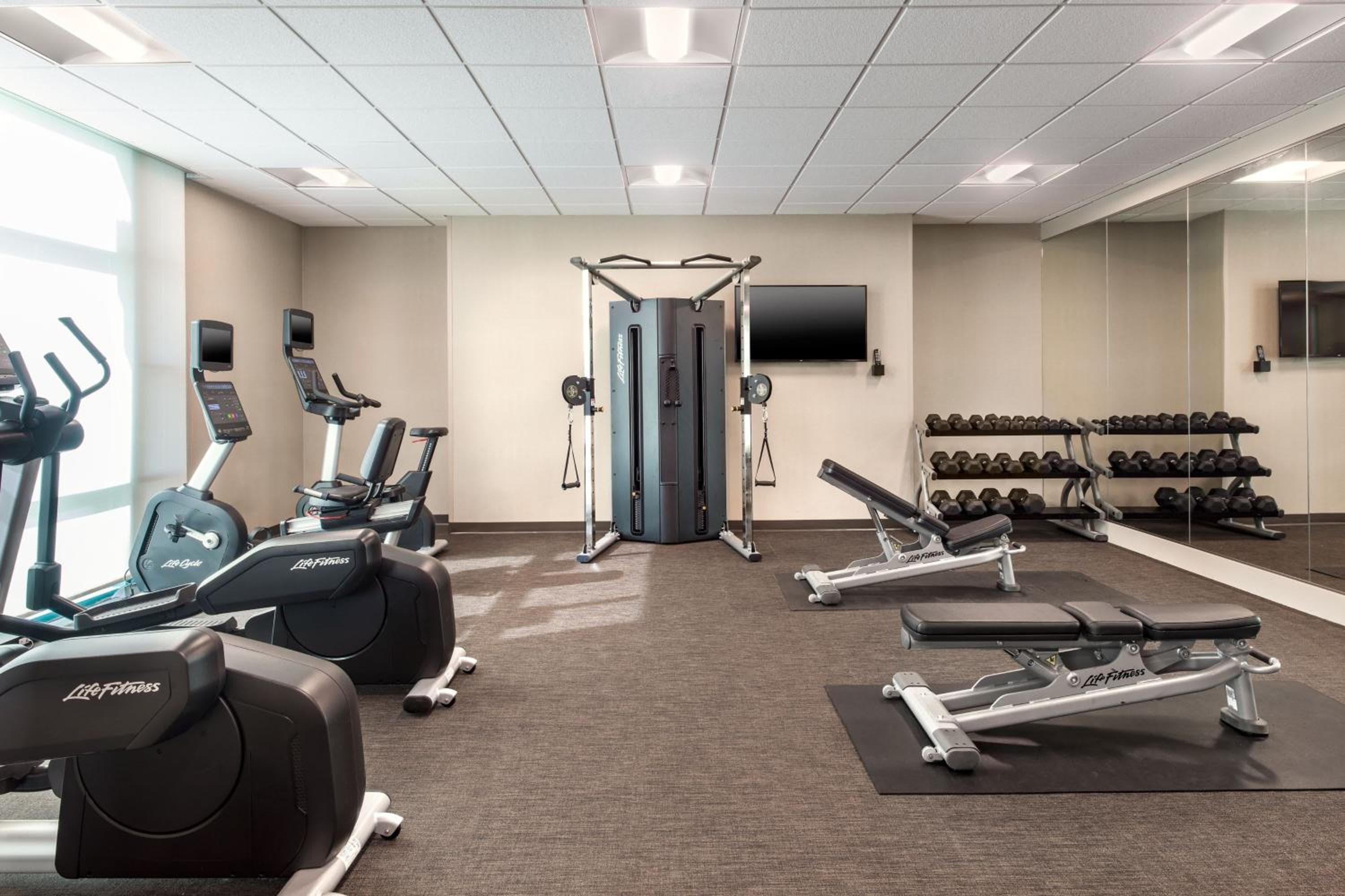 Residence Inn by Marriott Las Vegas Hughes Center, Las Vegas, photo 3