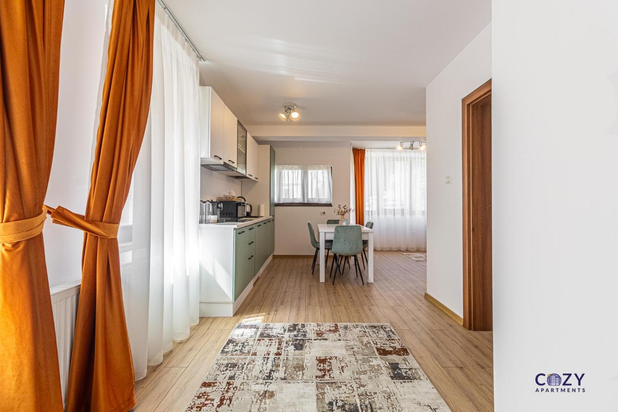 Cozy Brand New Boutique ApartHotel Brasov, Braşov, photo 4
