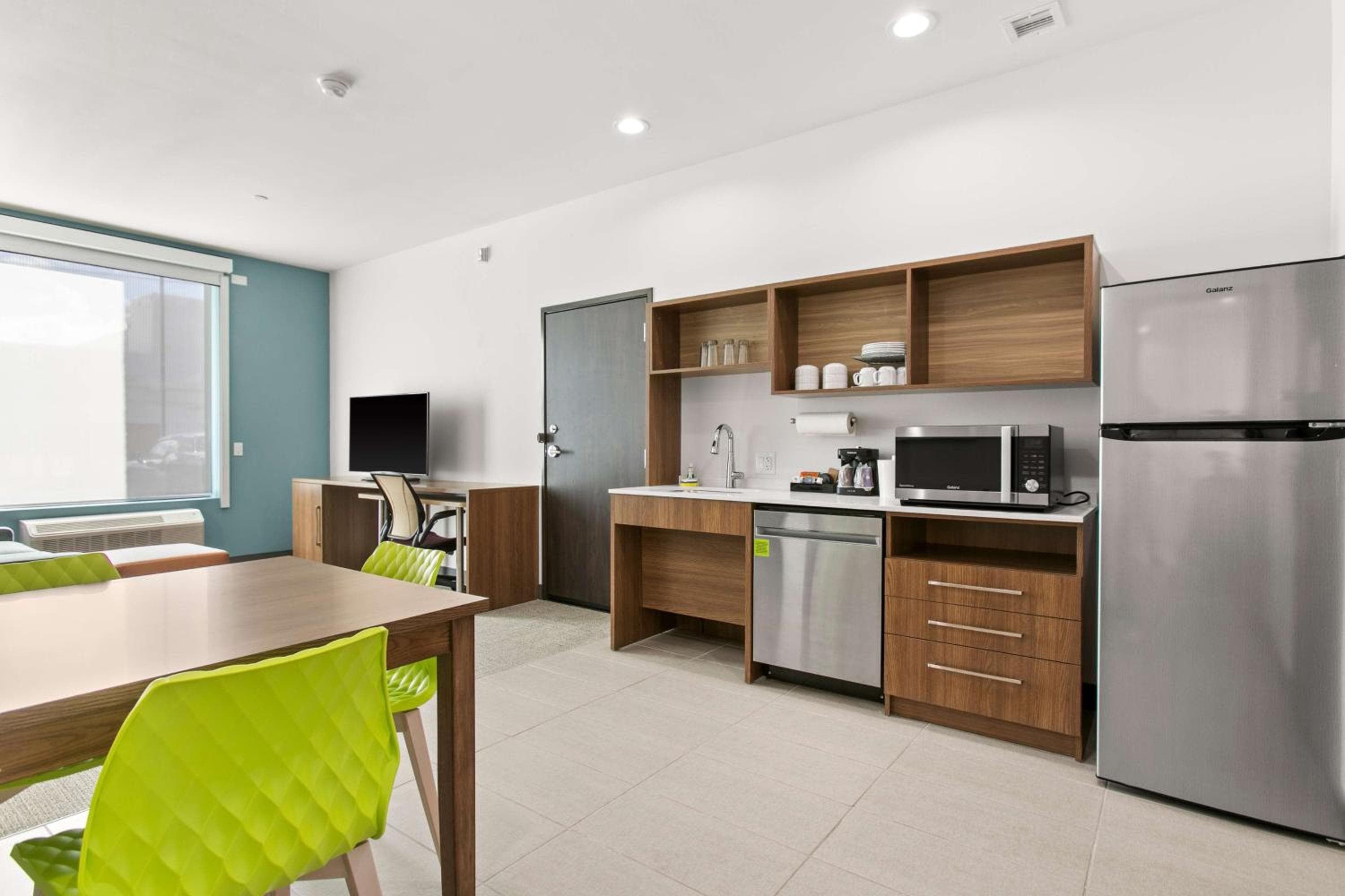 Kitchen at Home2 Suites By Hilton Phoenix Downtown