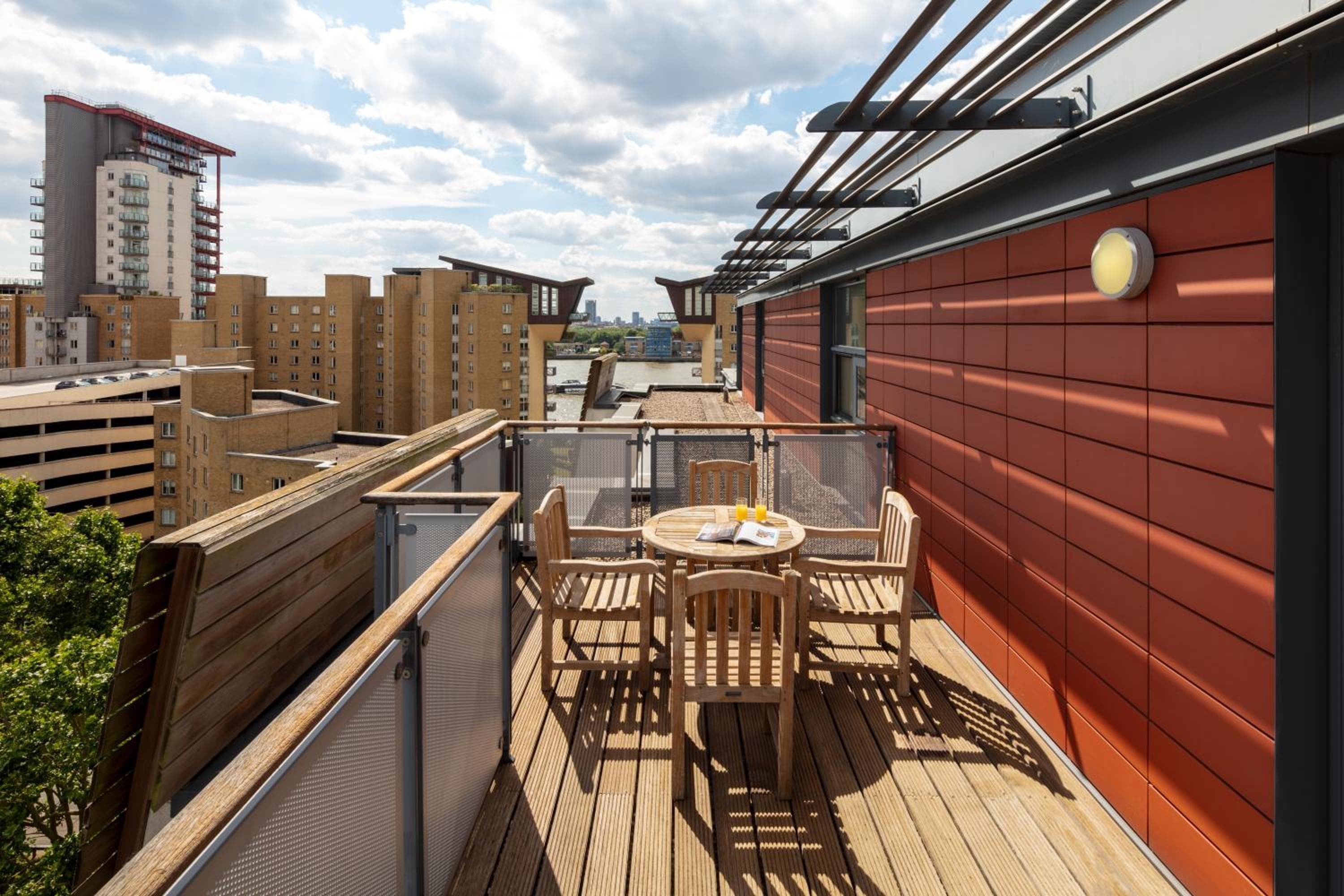 Balance & terrace at Marlin Canary Wharf