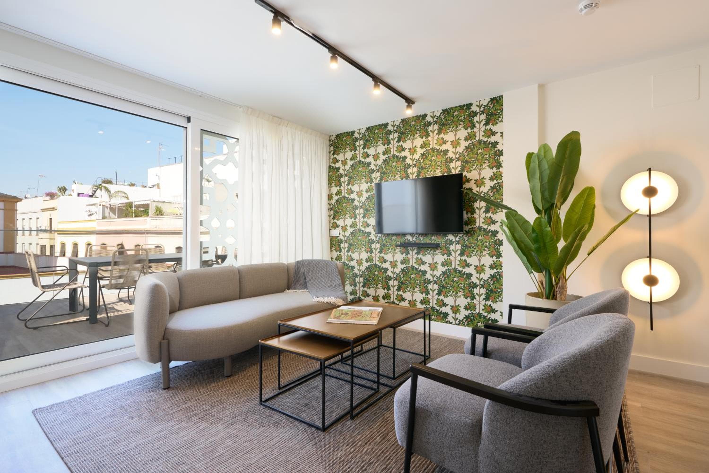 Casa Pizarro, by Homing U, Seville