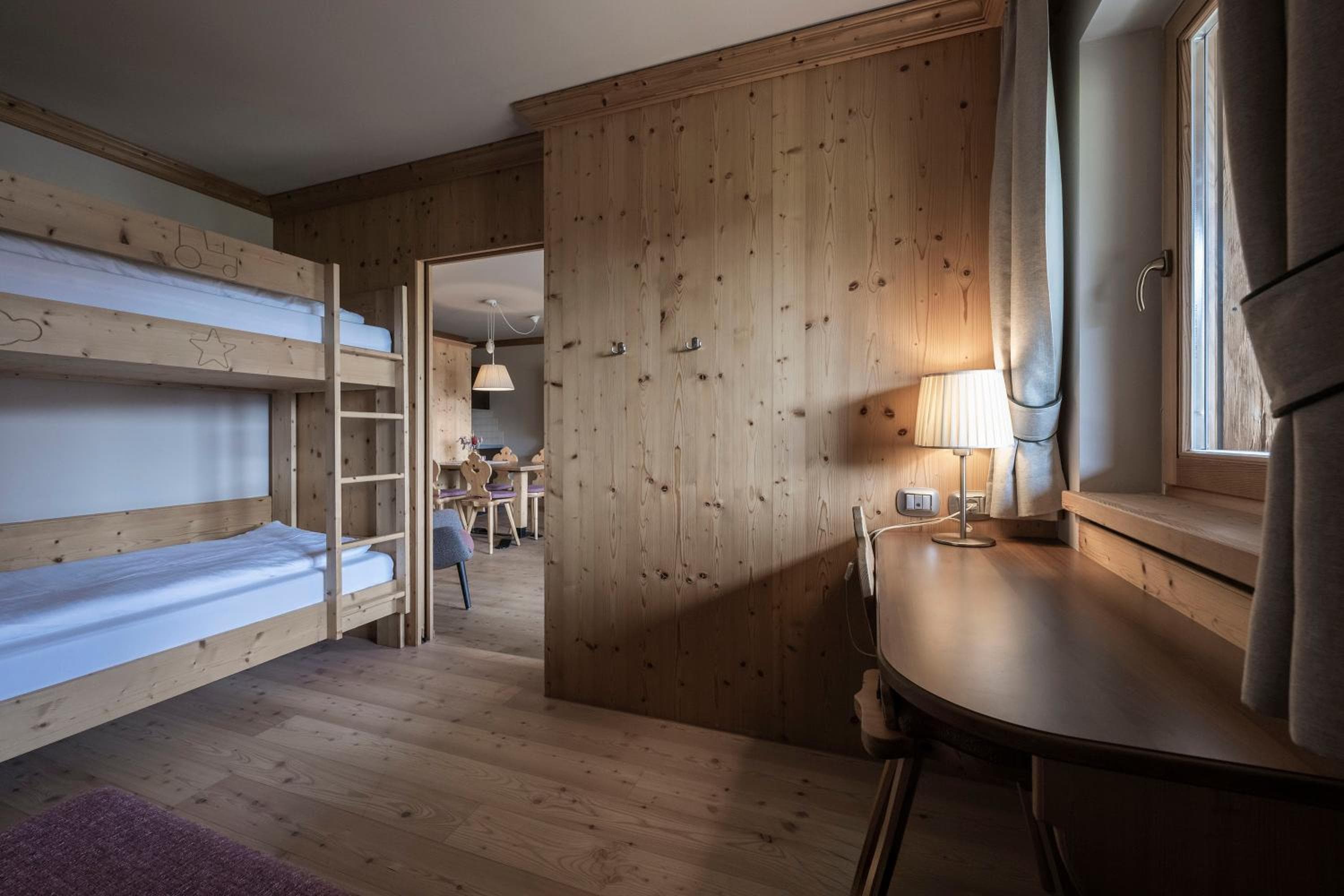 Post Alpina - Family Chalets Dolomites, San Candido, photo 4