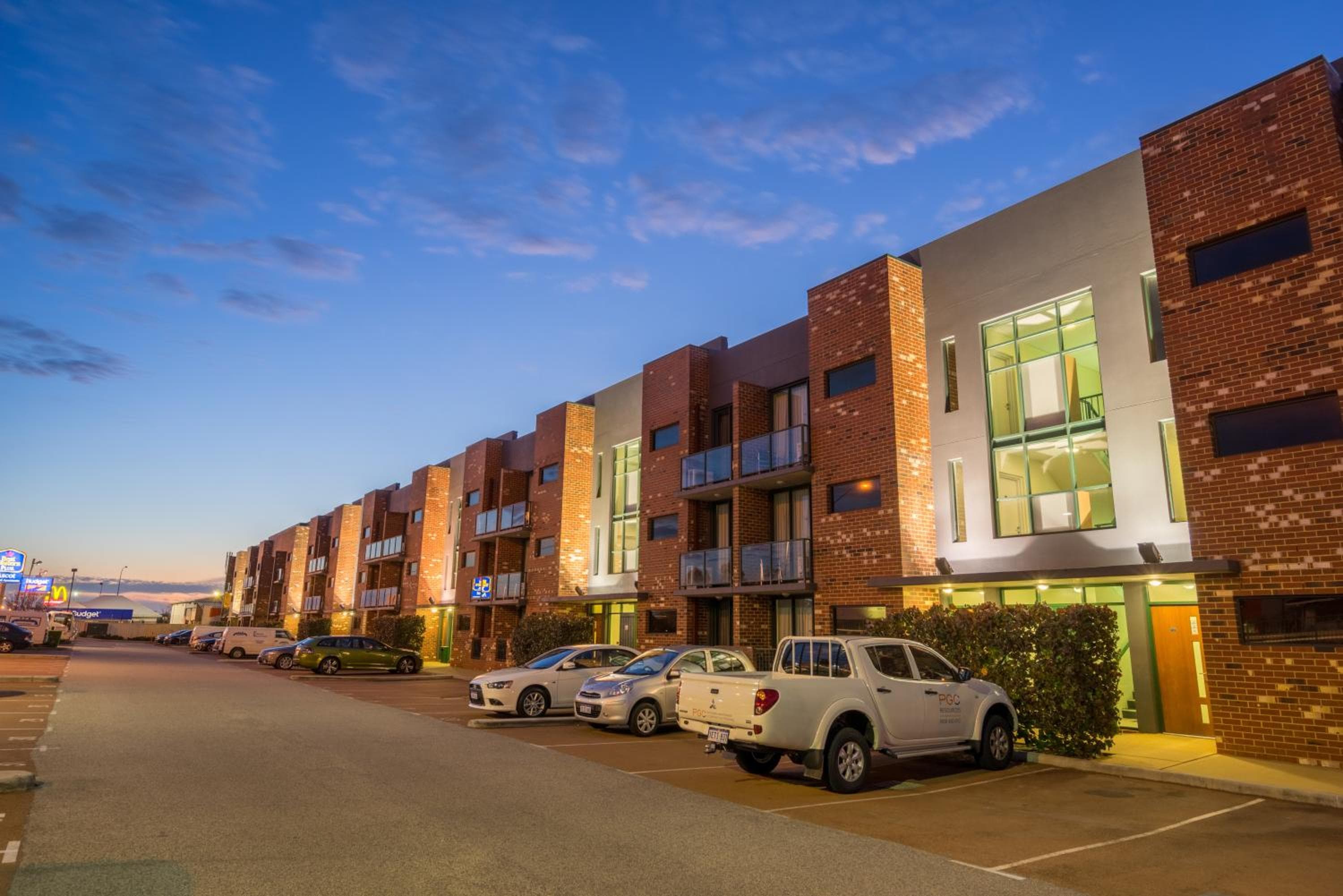Perth Ascot Central Apartment Hotel Official, Perth