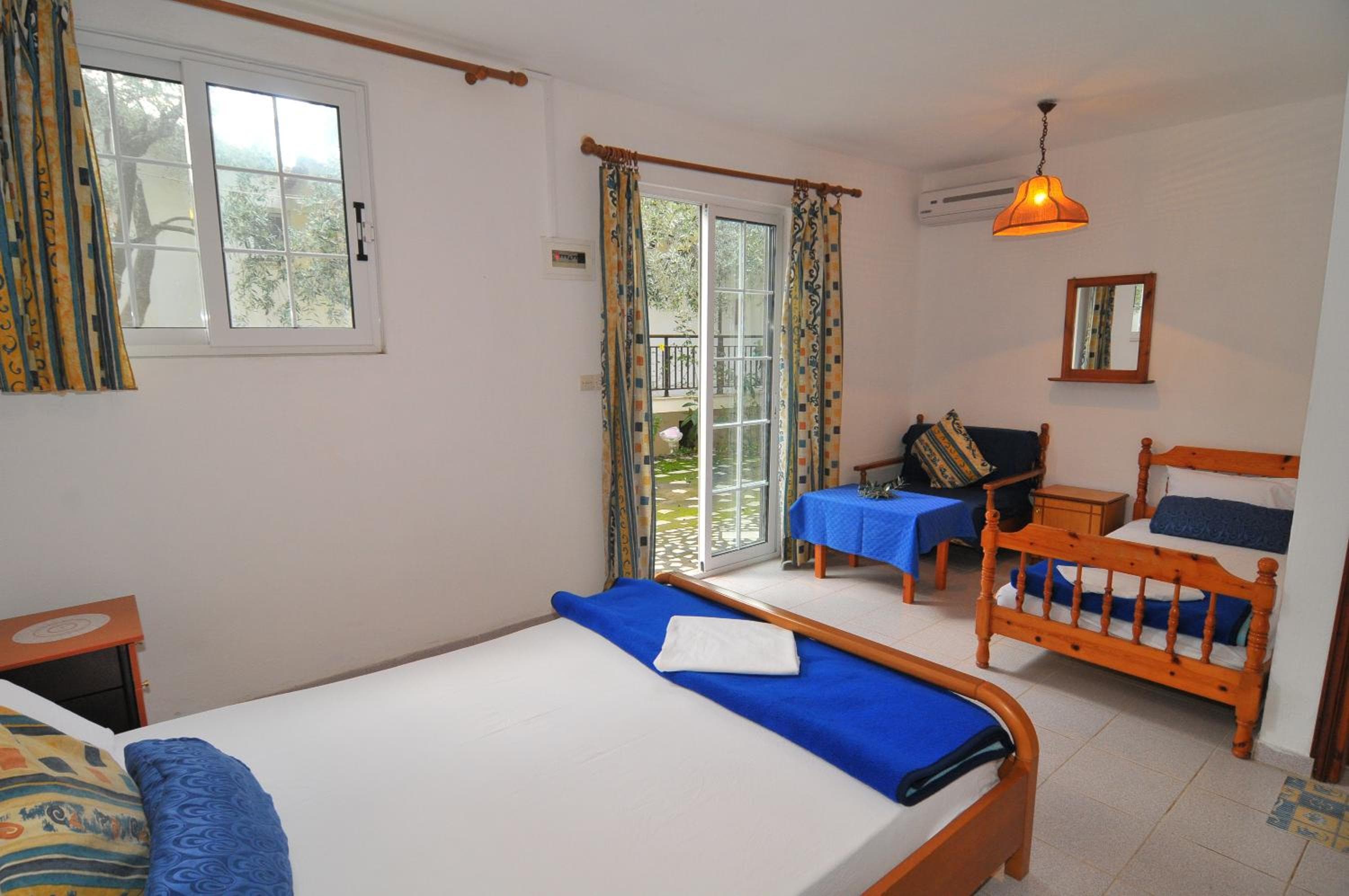 Hotel Emerald and Suites, Chrysi Ammoudia, photo 5