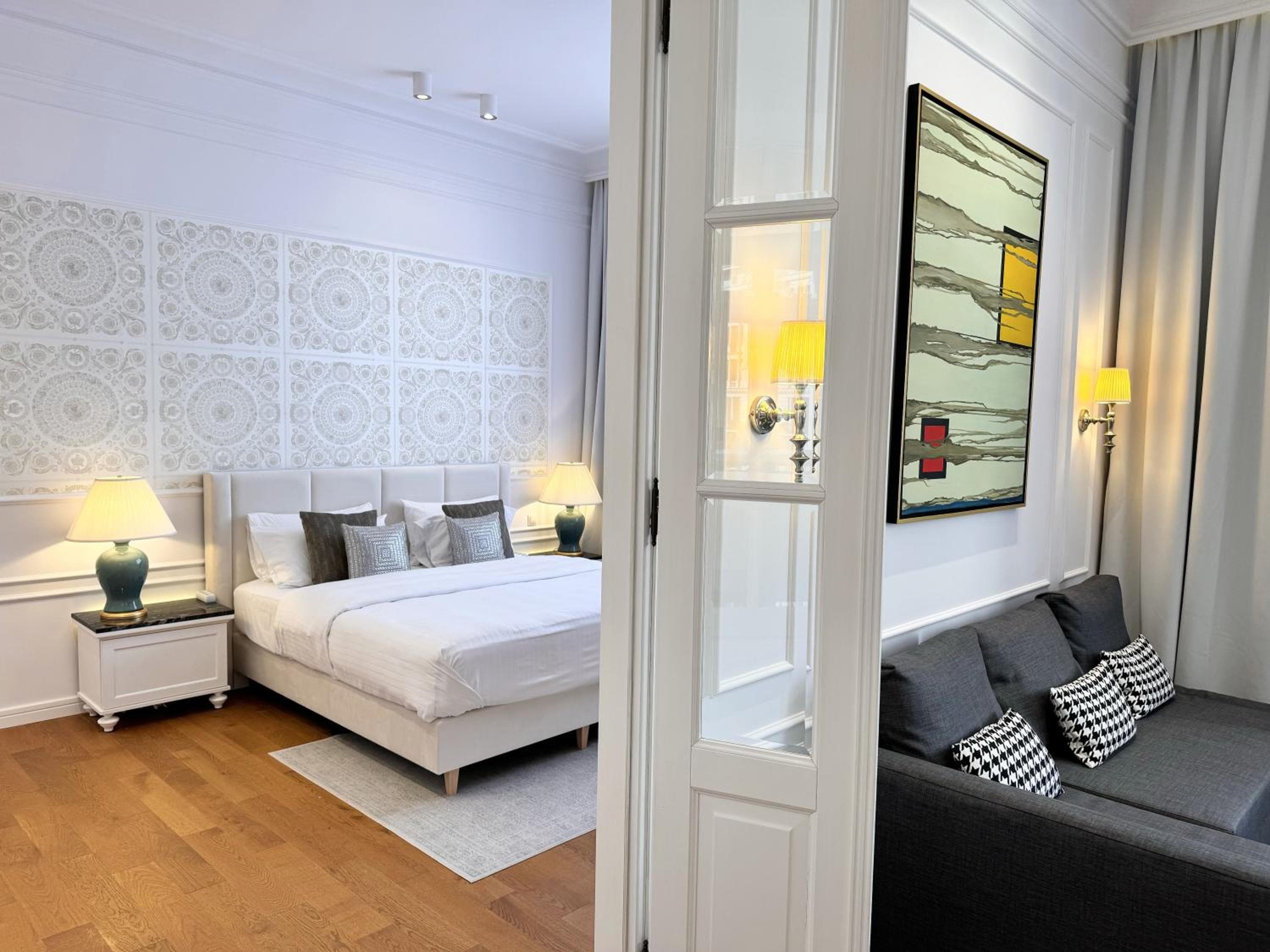 MONDRIAN Luxury Suites UNESCO Old Town, Warsaw, photo 2