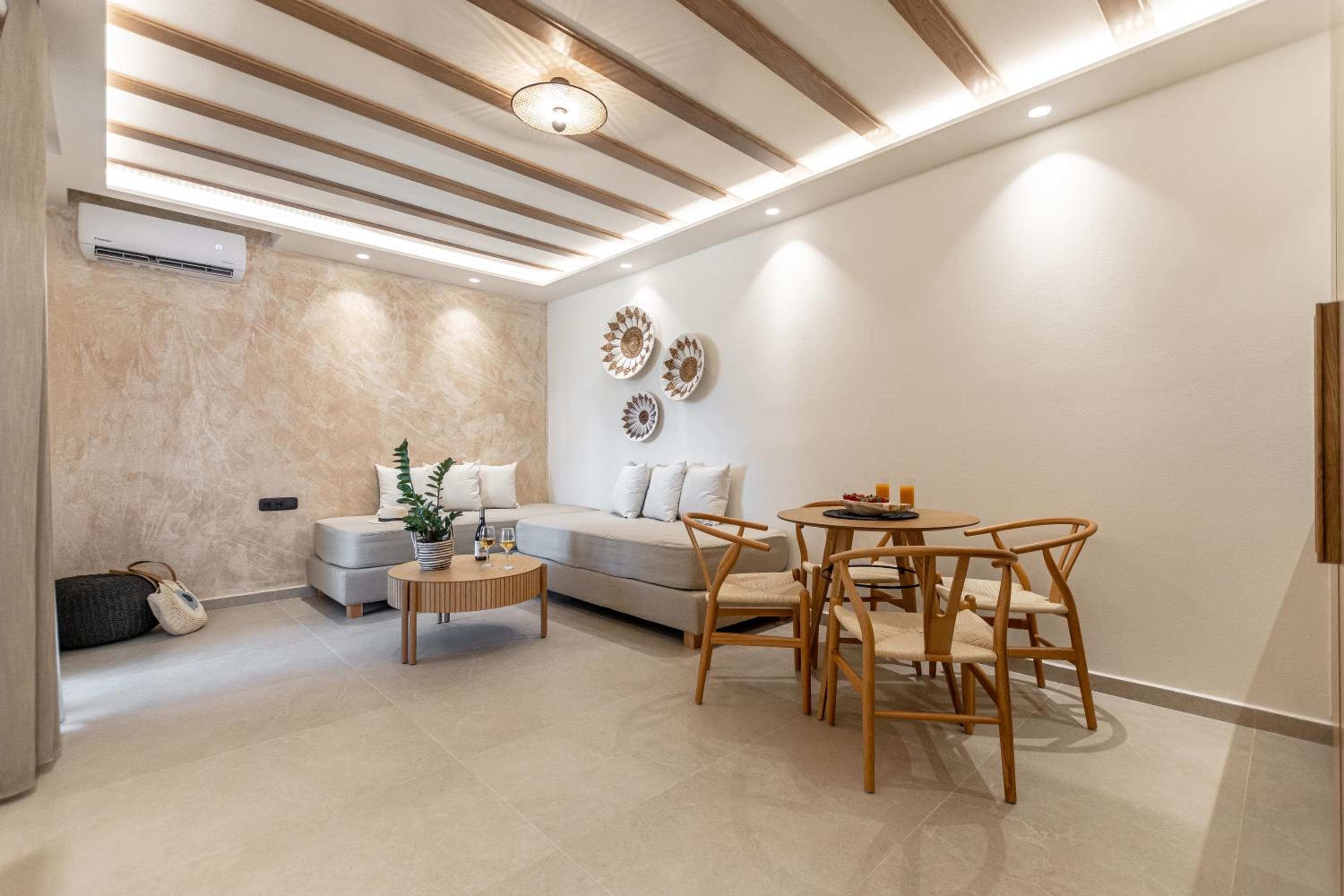 Perla Hotel, Agios Prokopios, photo 3