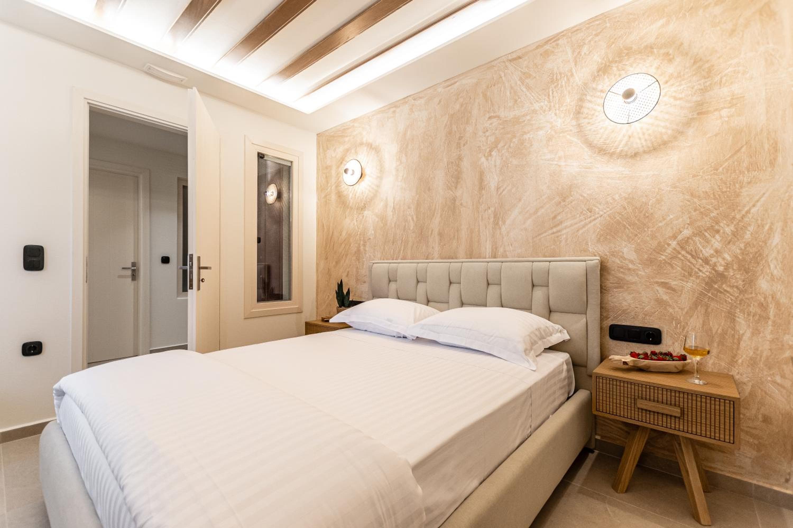 Perla Hotel, Agios Prokopios, photo 6