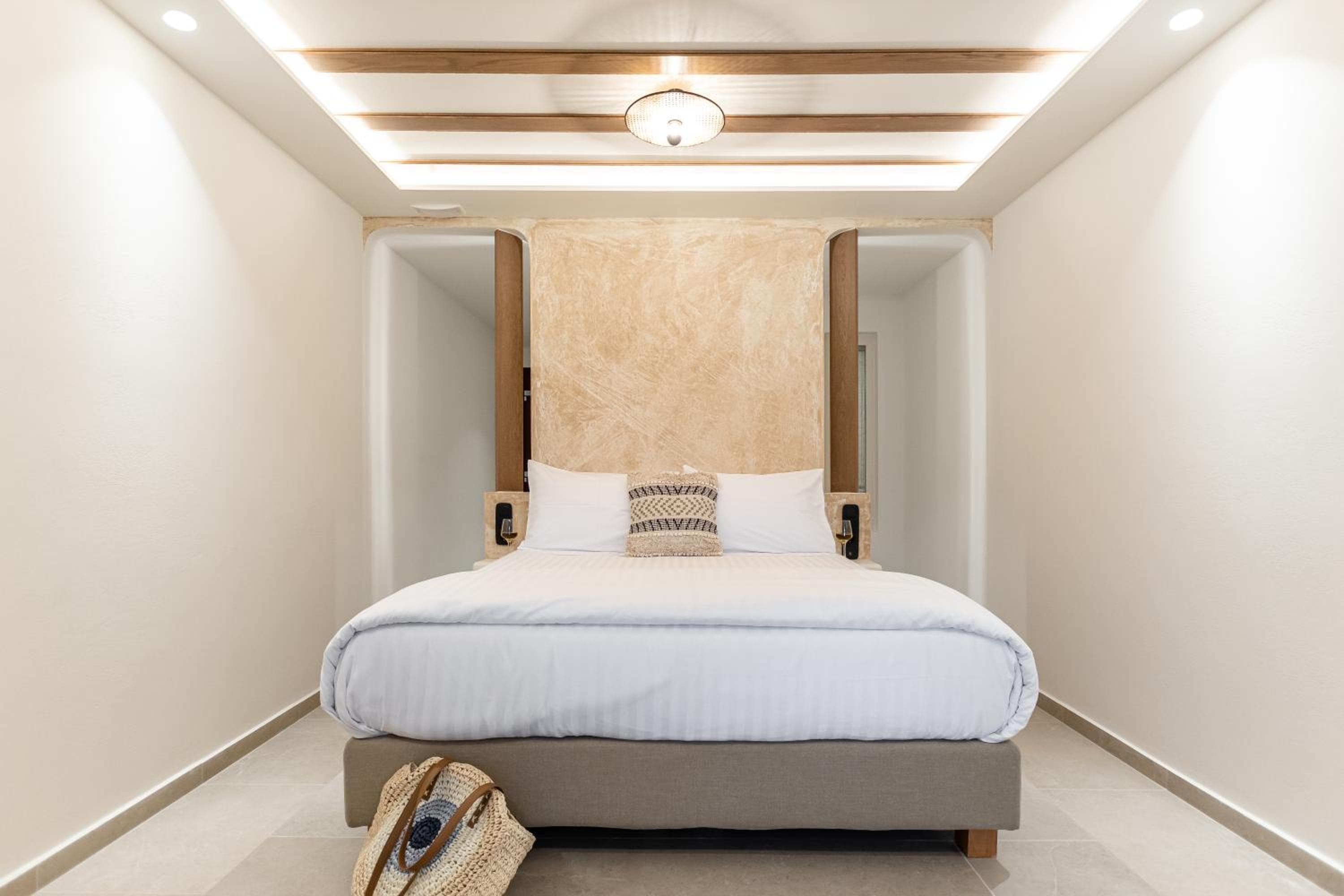 Perla Hotel, Agios Prokopios, photo 2