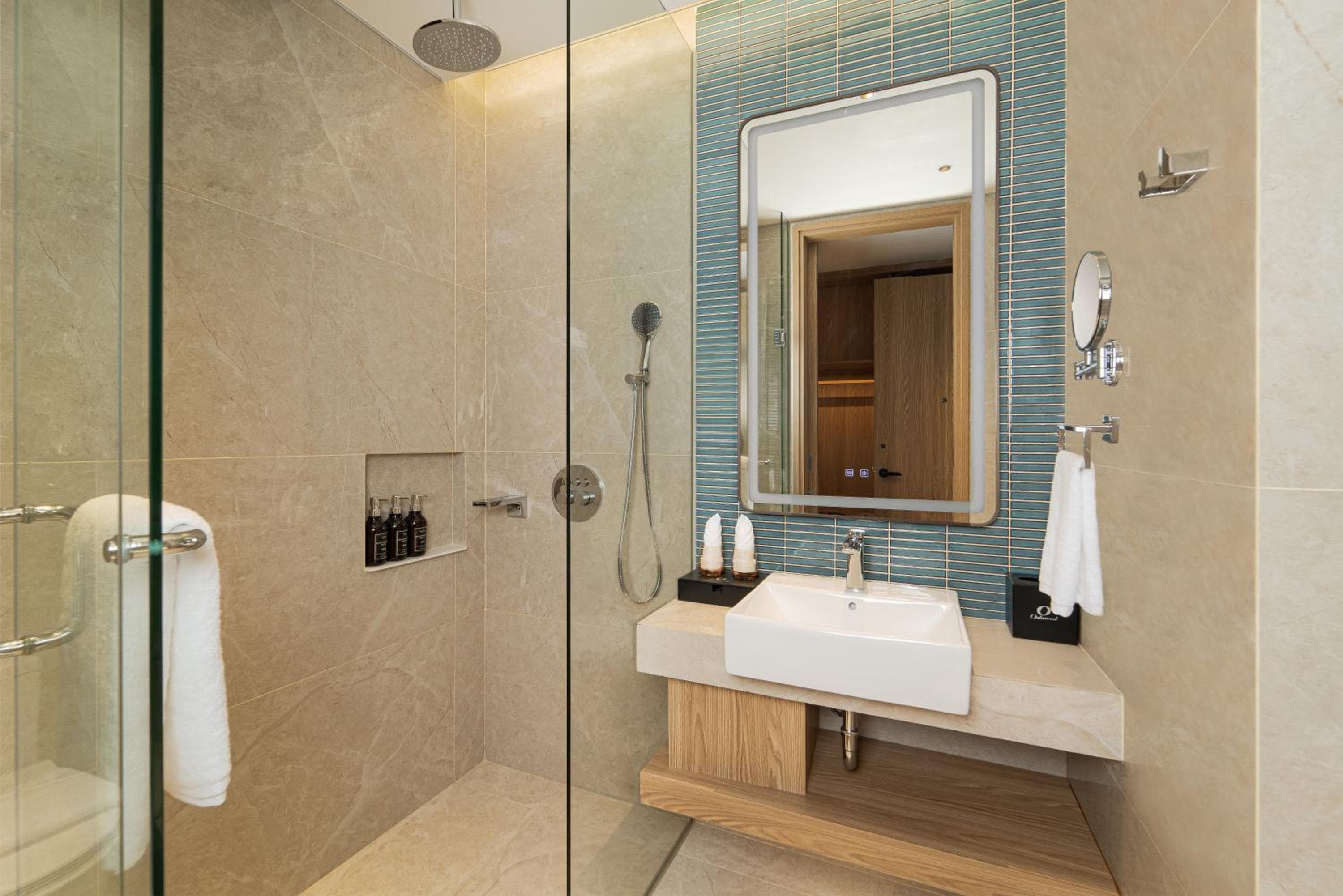 Oakwood Hotel & Apartments Grand Batam, Nagoya, photo 5