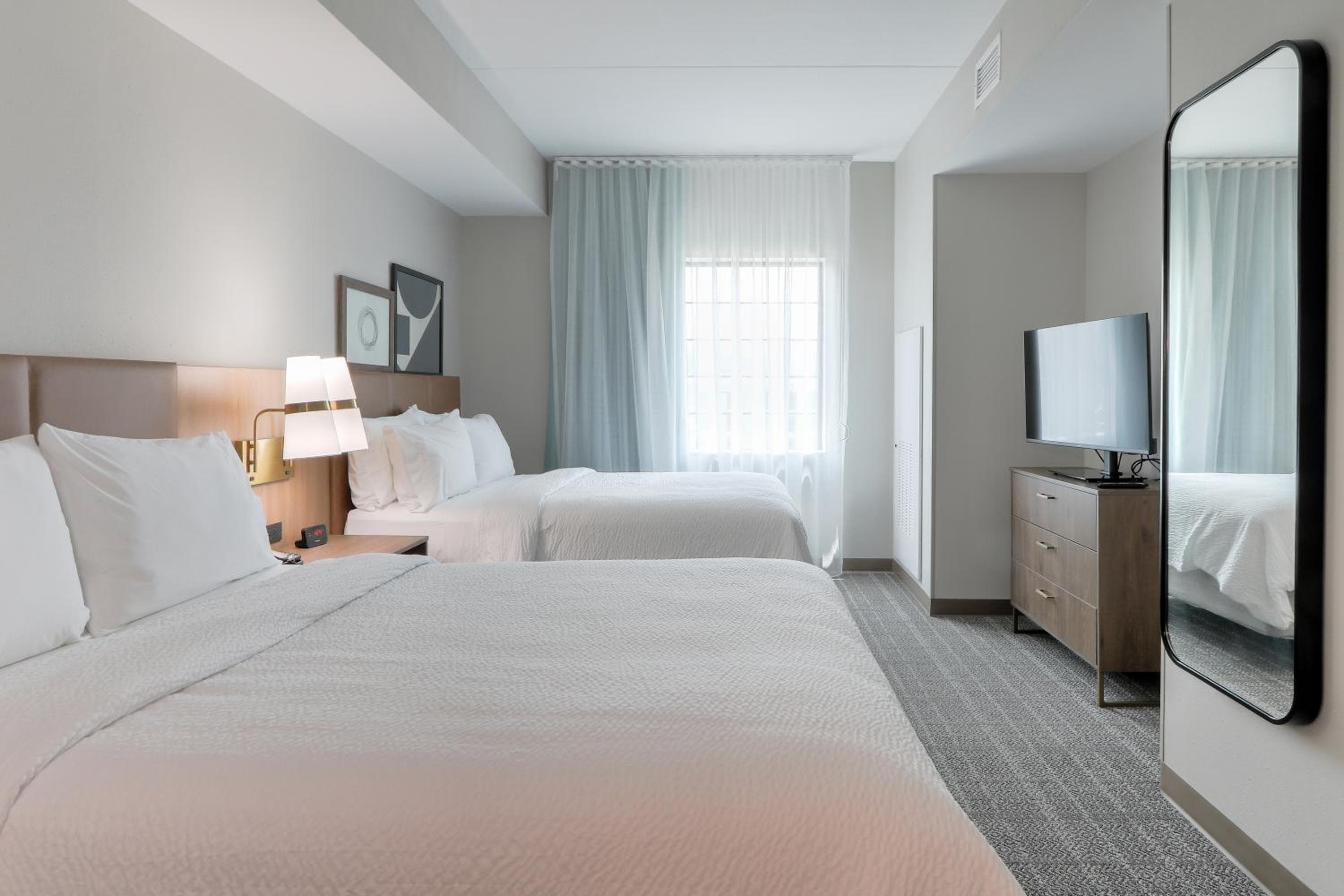 Staybridge Suites Pigeon Forge - Smoky Mtns by IHG, Pigeon Forge, photo 3